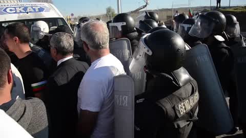 Bulgarian Nationalists blocked Bulgarian-Turkish border 