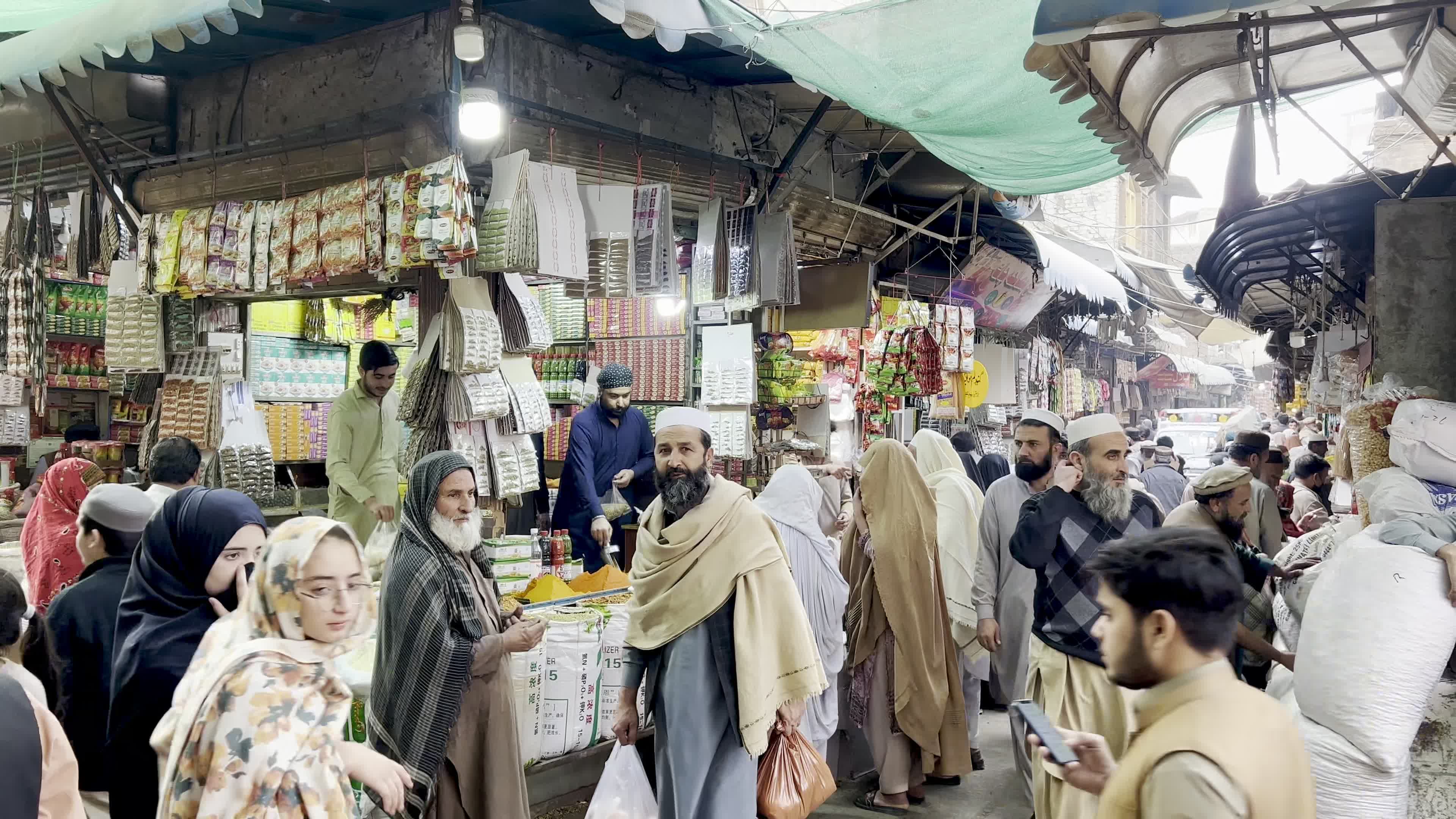 Pakistan Ramadan Preparations