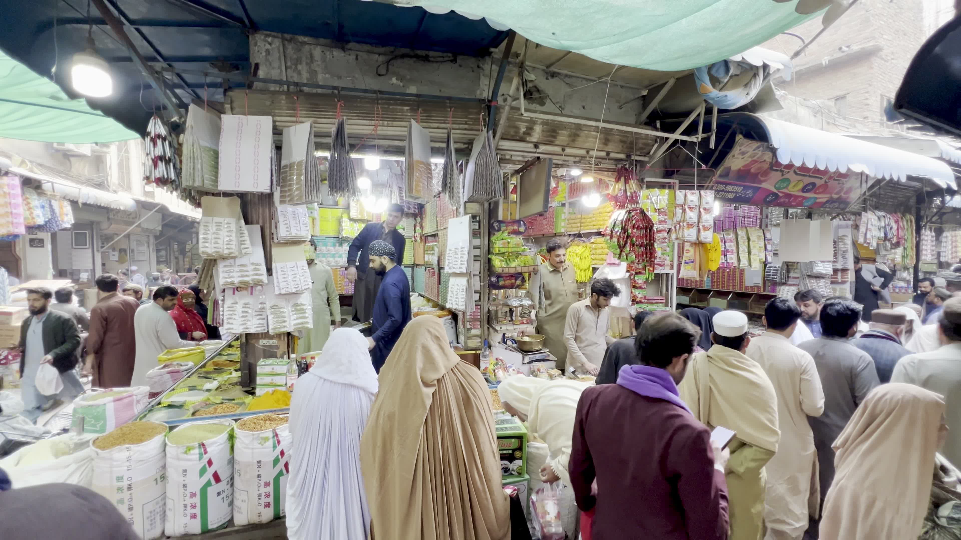 Pakistan Ramadan Preparations