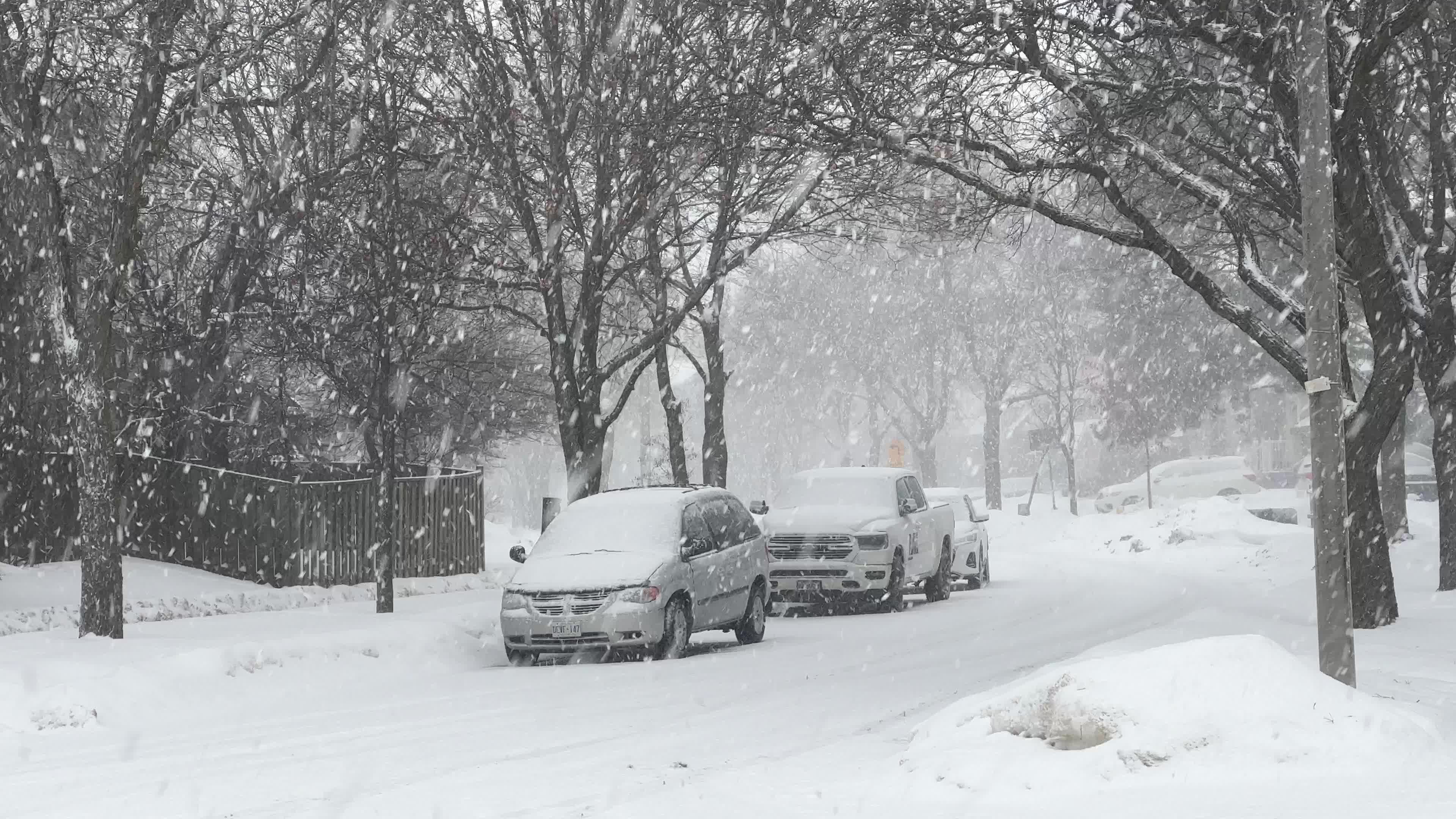 Messy mix of Winter weather arrives in Toronto