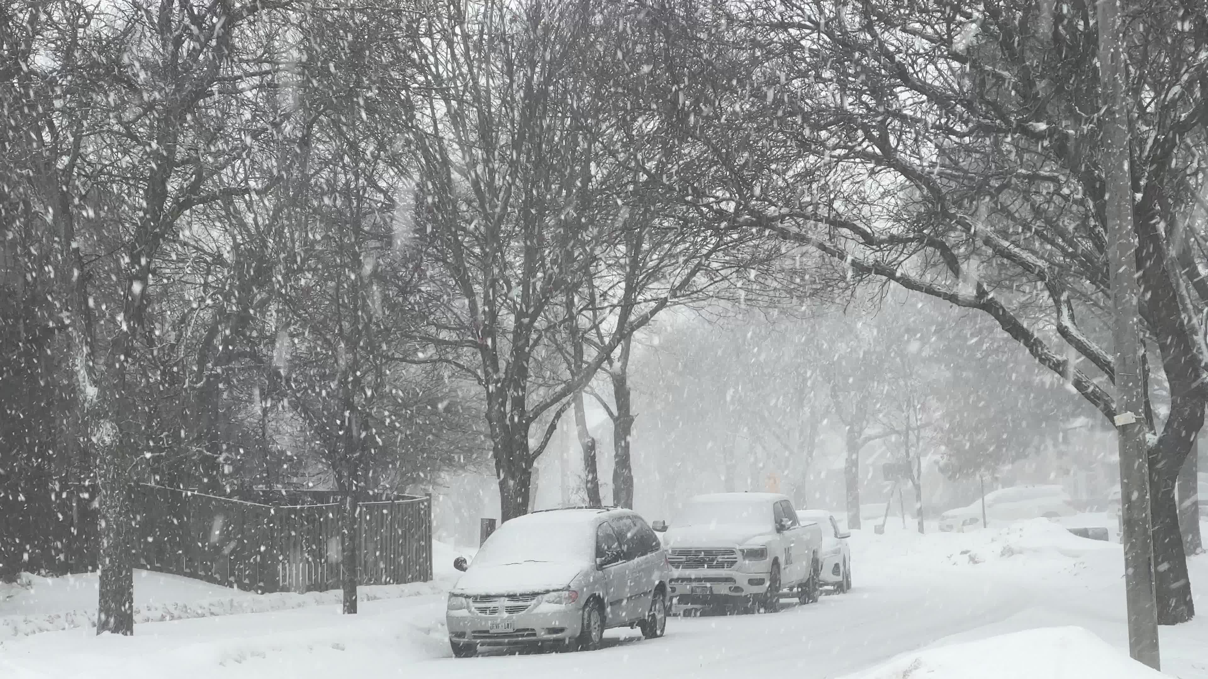 Messy mix of Winter weather arrives in Toronto
