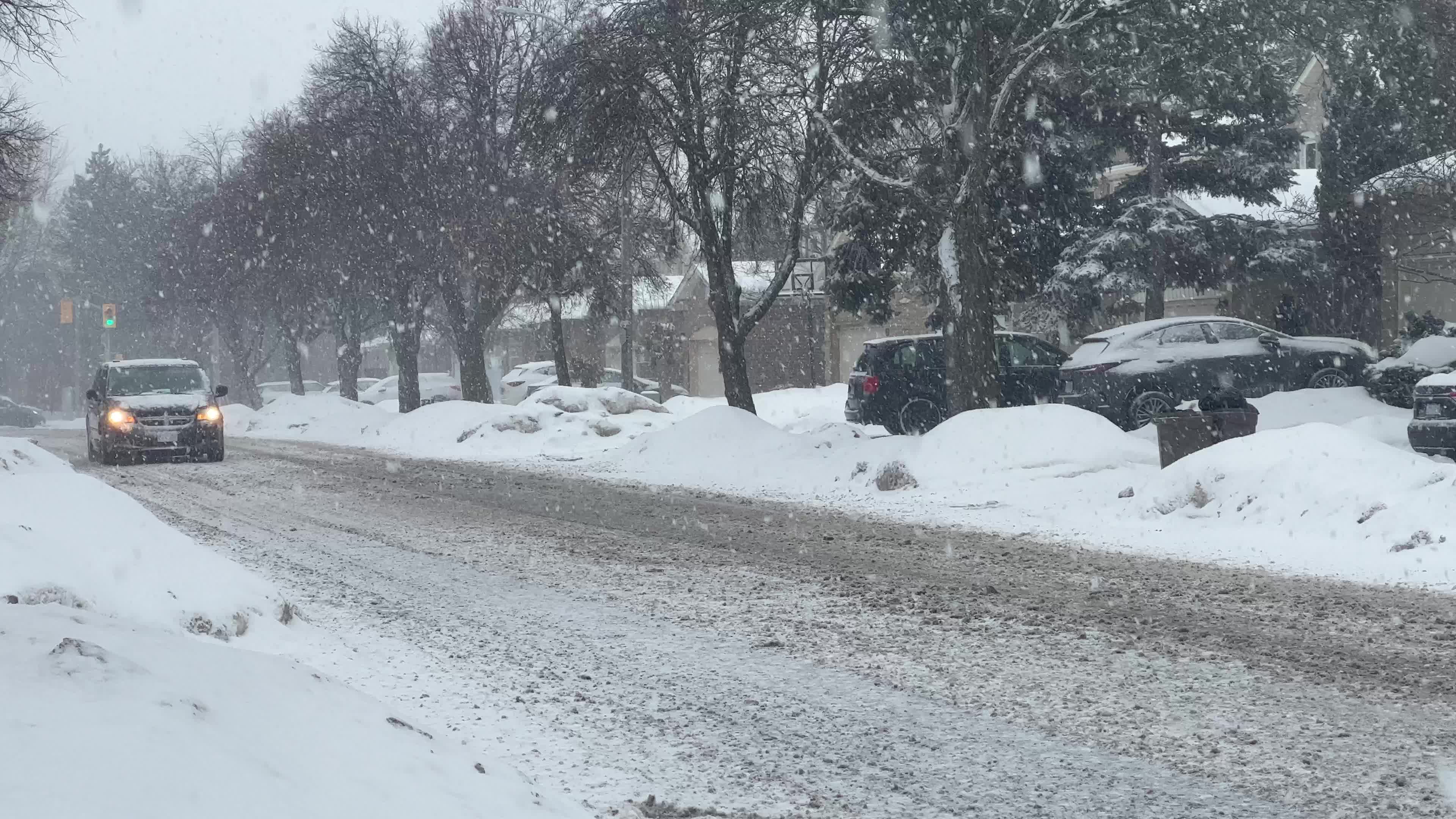 Messy mix of Winter weather arrives in Toronto