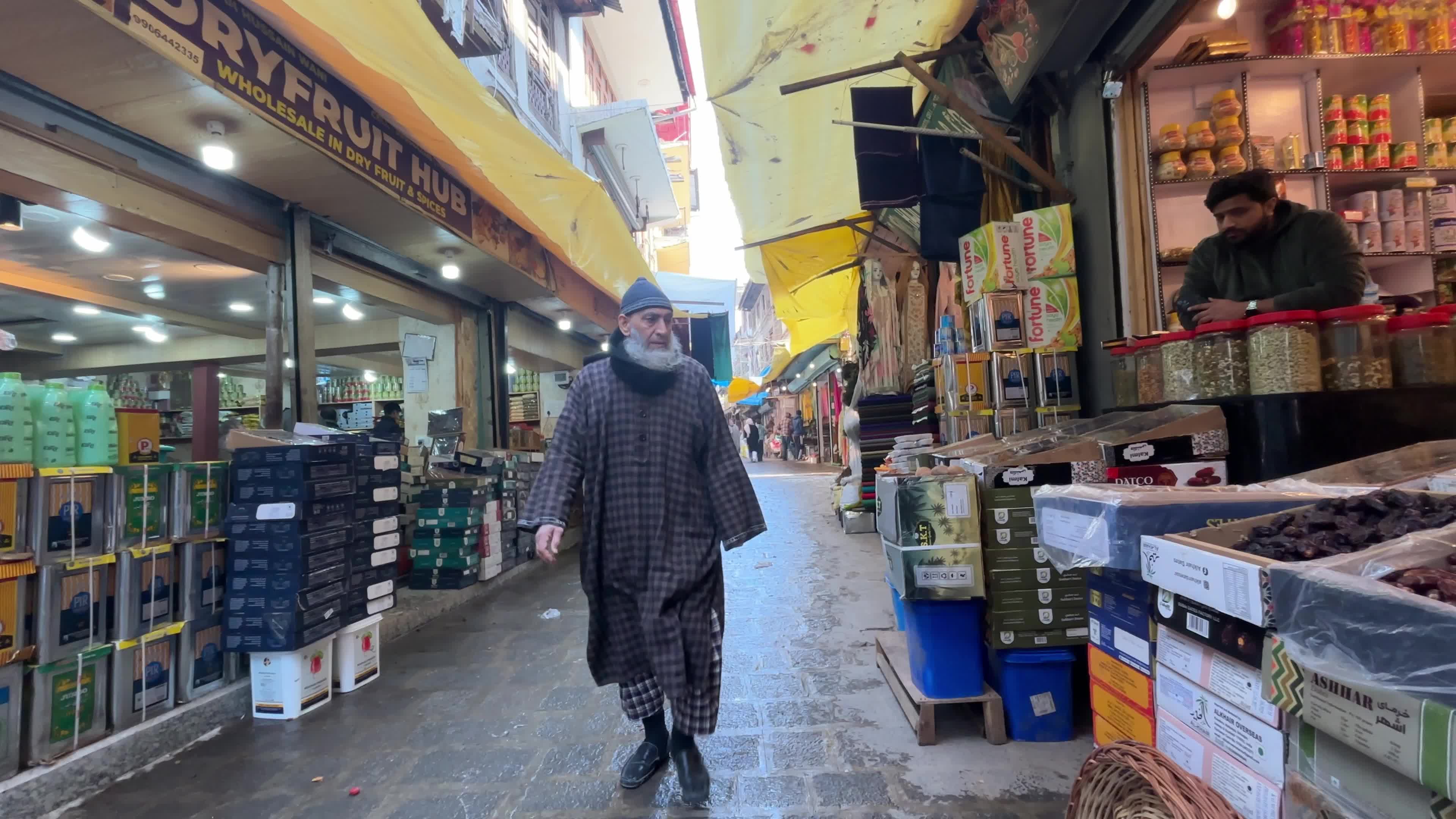 Ramadan Shopping Rush in Kashmir, India