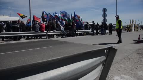 Bulgarian Nationalists blocked Bulgarian-Turkish border 