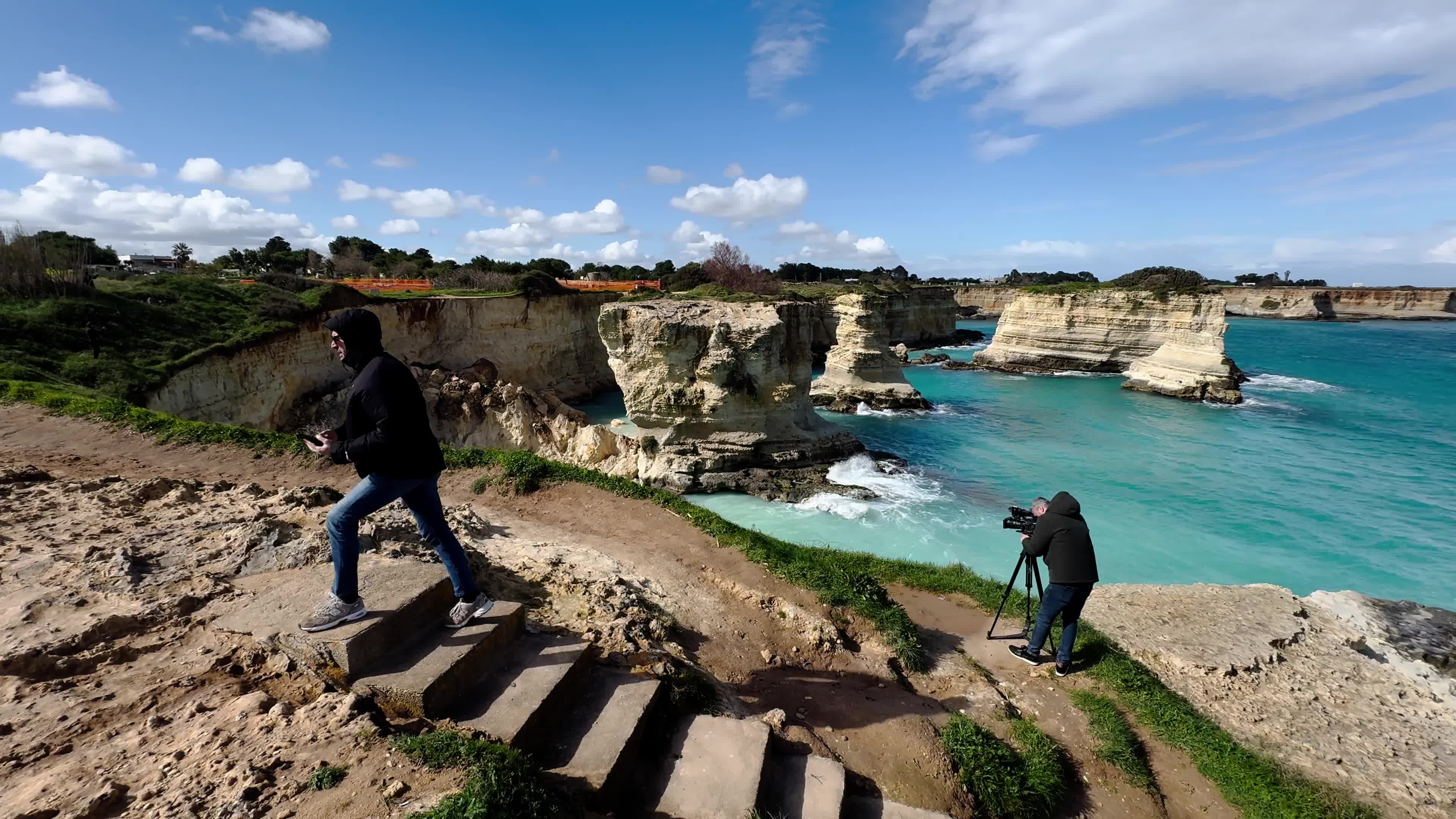 Italy's 'Lovers' Arch' collapses into sea on Valentine's Day