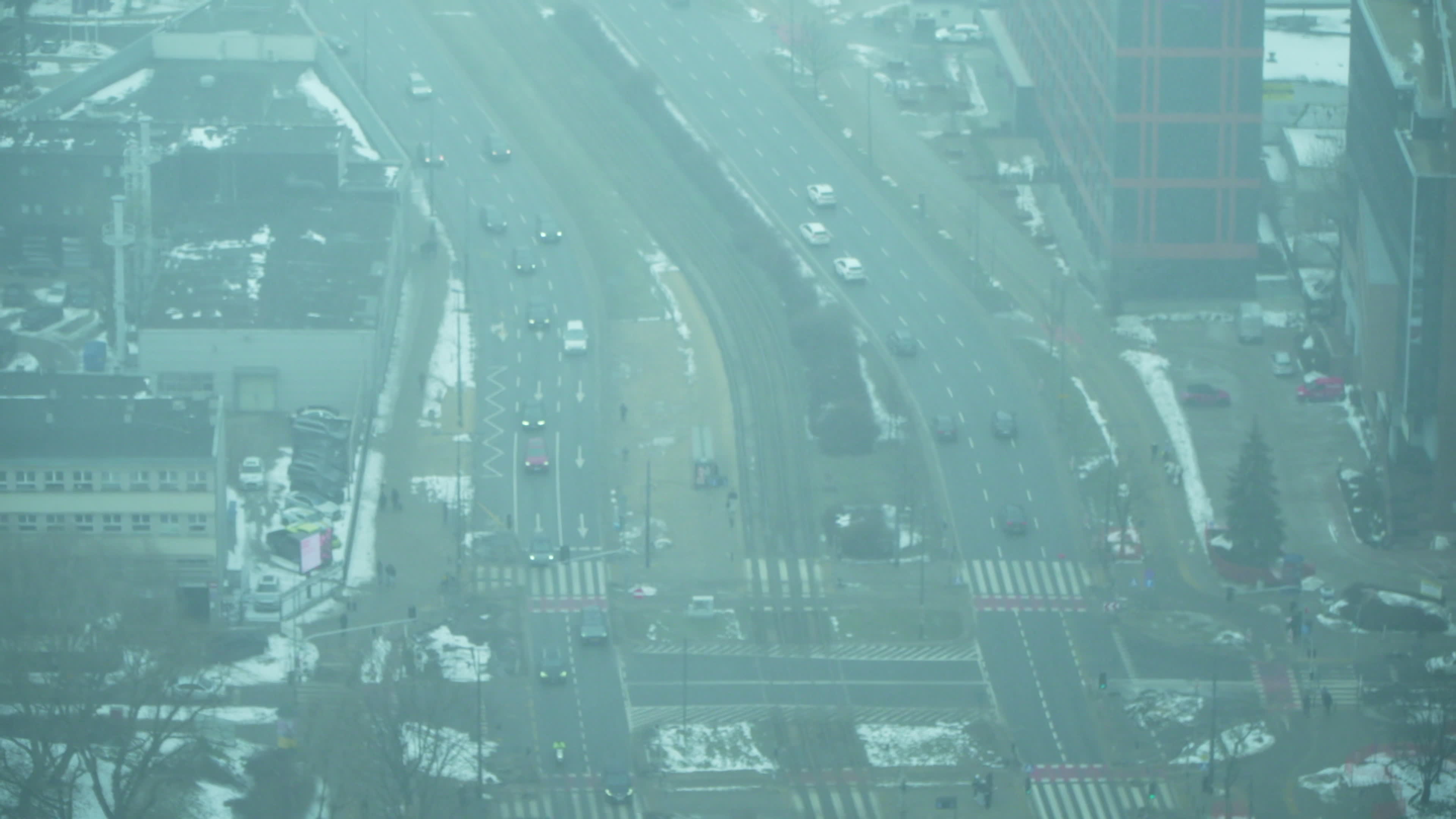 People take part in "Everest" skyscraper run