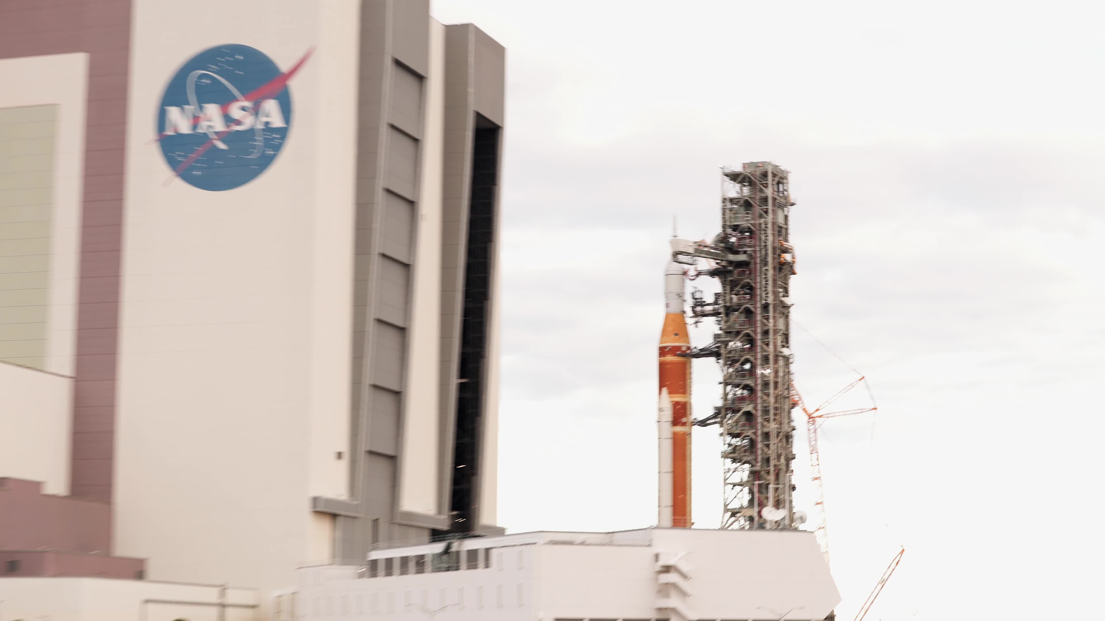 NASA Artemis II Rollout