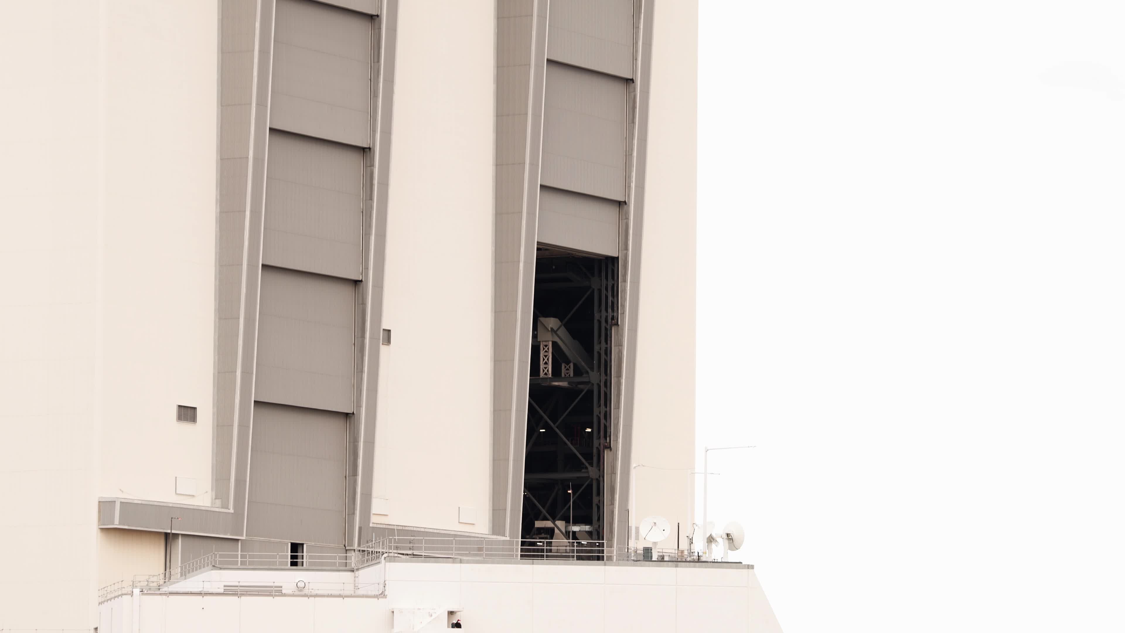 NASA Artemis II Rollout