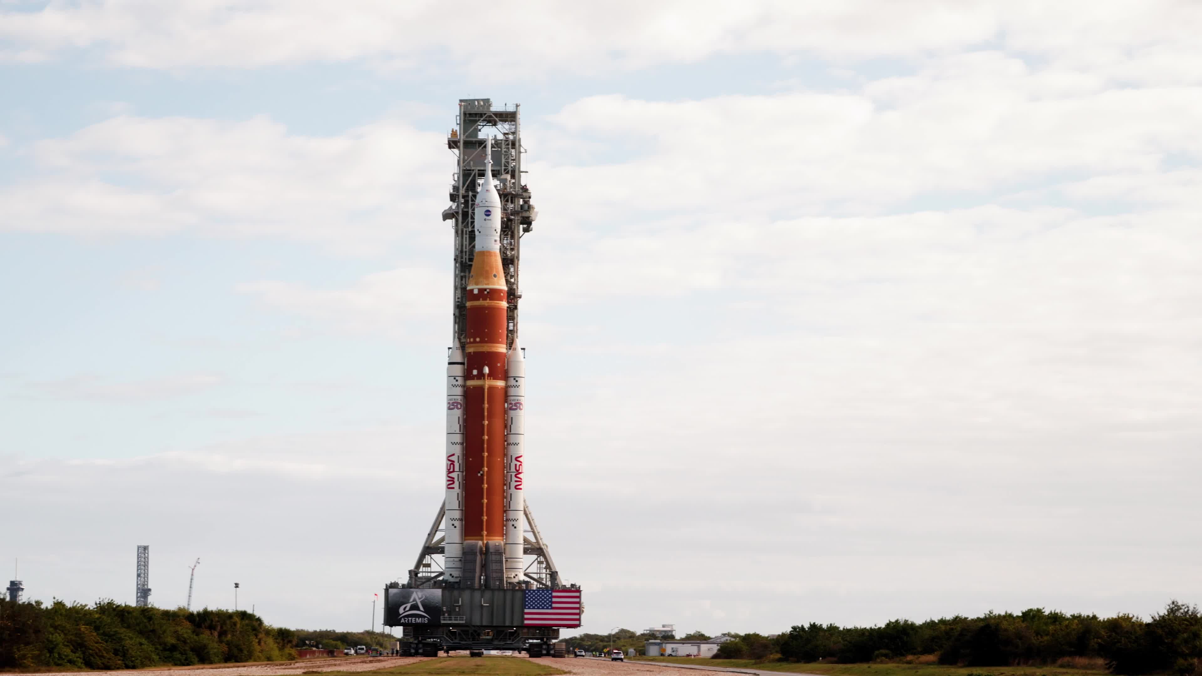 NASA Artemis II Rollout