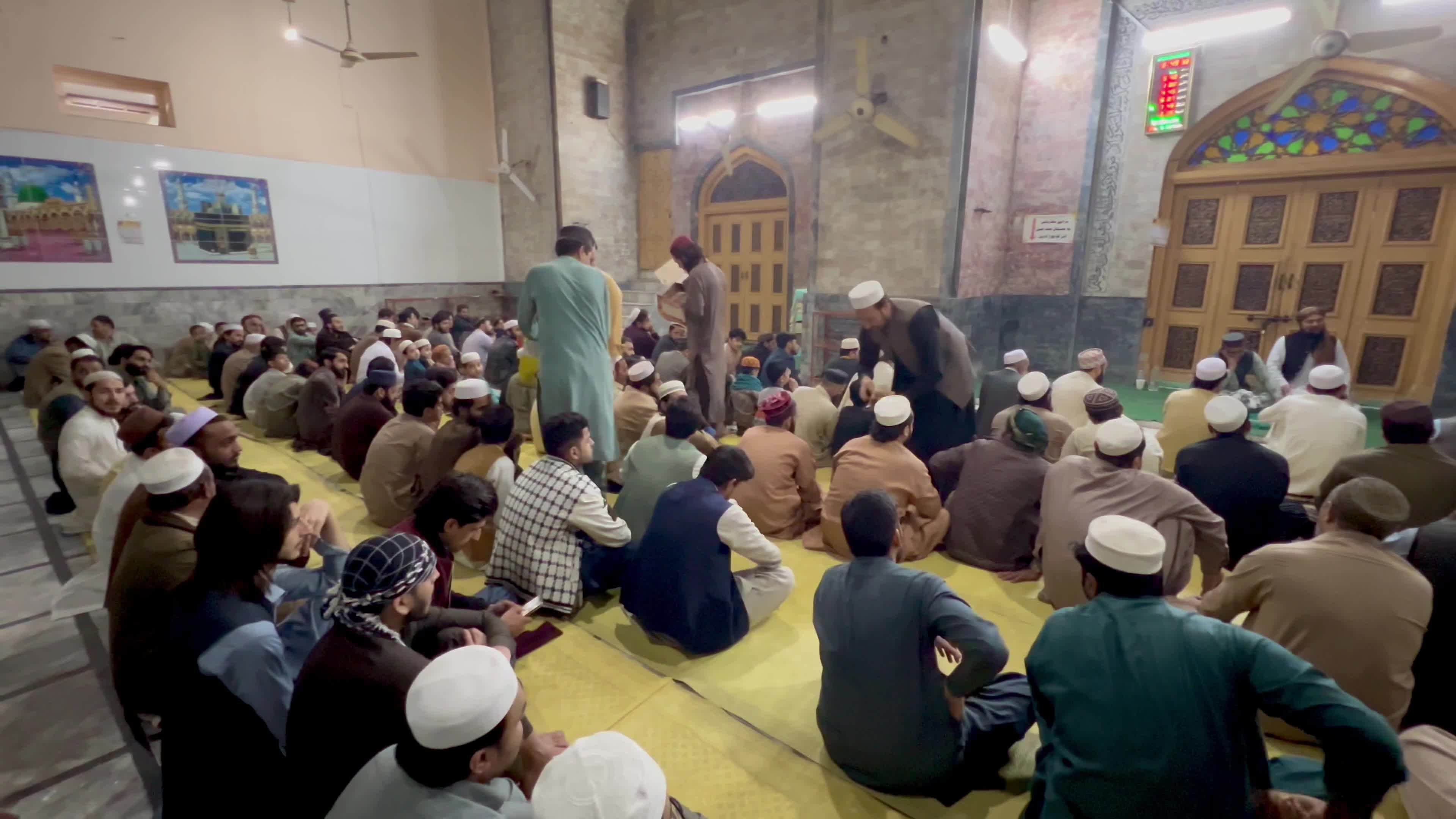 Pakistan: Quran Completion Marked with Prayers and Charity at Historic Peshawar Mosque