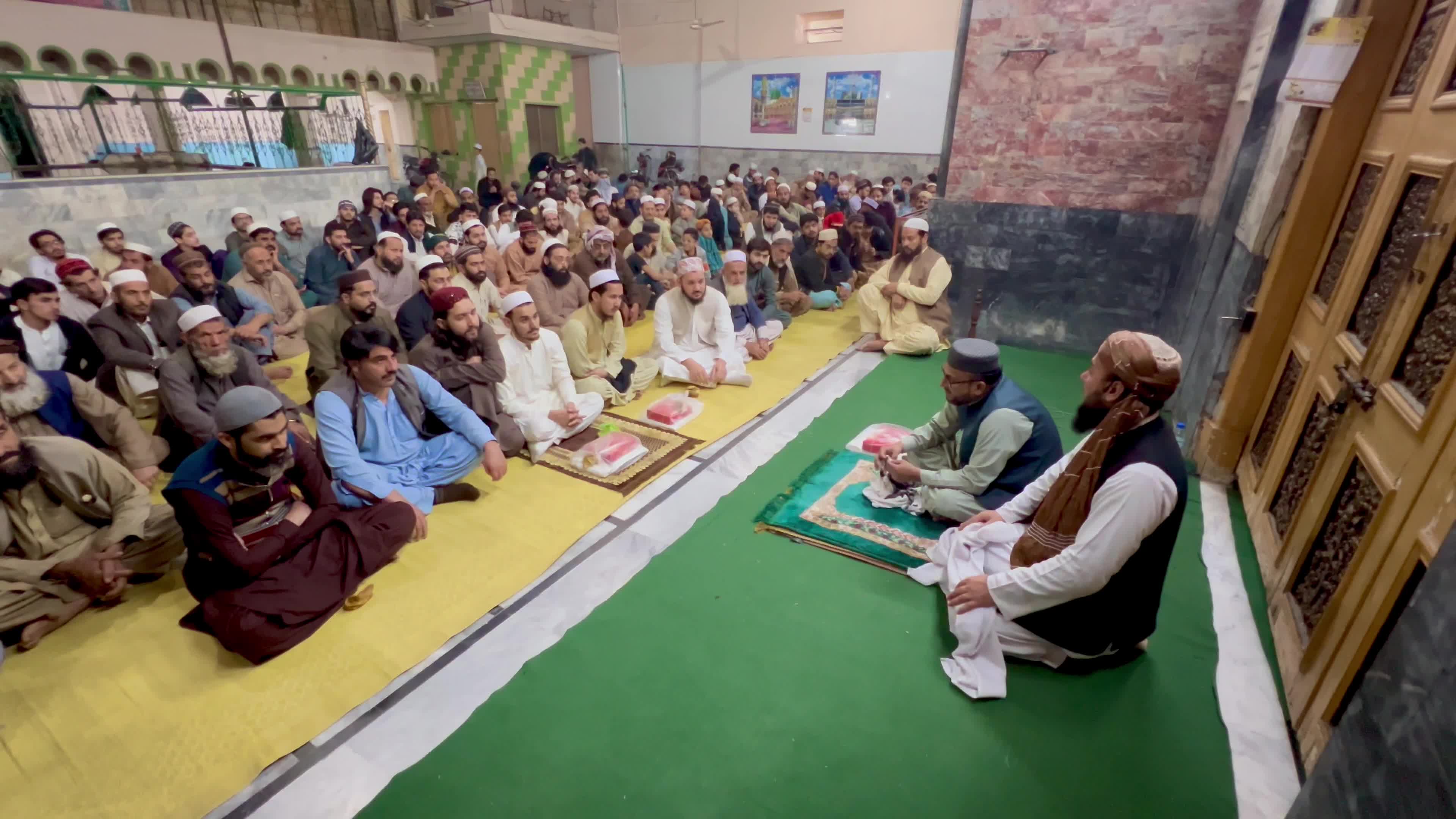 Pakistan: Quran Completion Marked with Prayers and Charity at Historic Peshawar Mosque