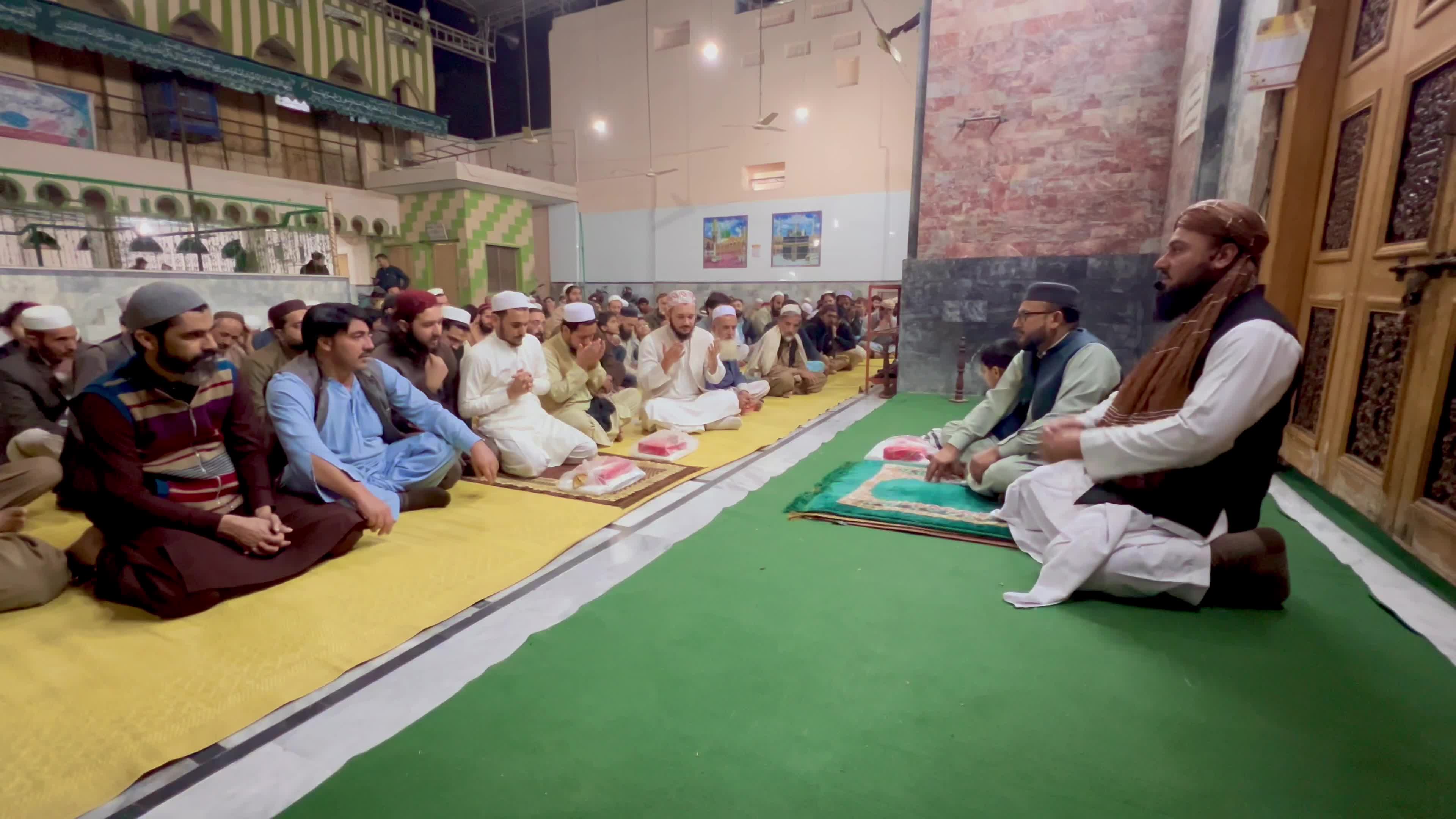Pakistan: Quran Completion Marked with Prayers and Charity at Historic Peshawar Mosque