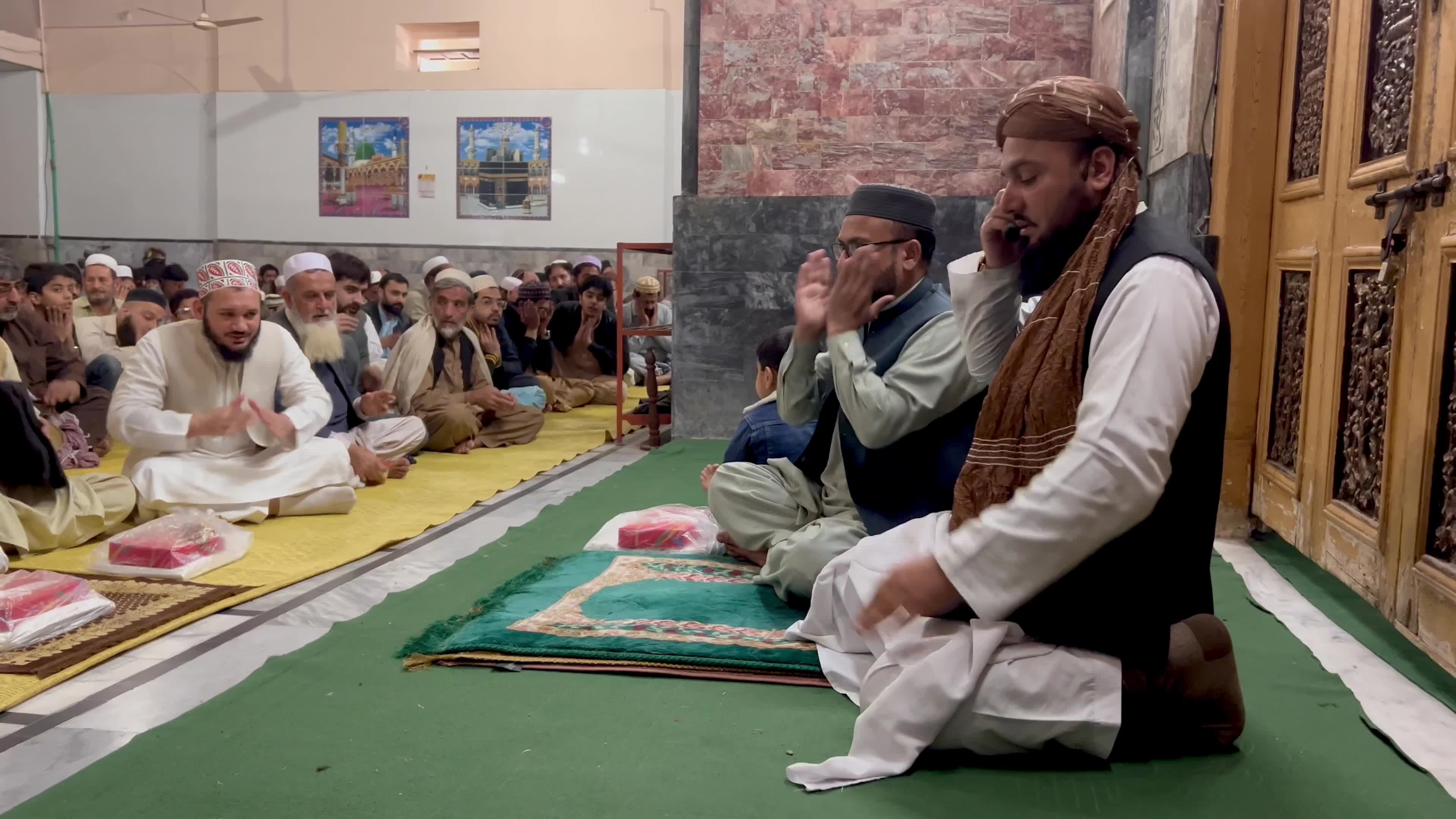 Pakistan: Quran Completion Marked with Prayers and Charity at Historic Peshawar Mosque
