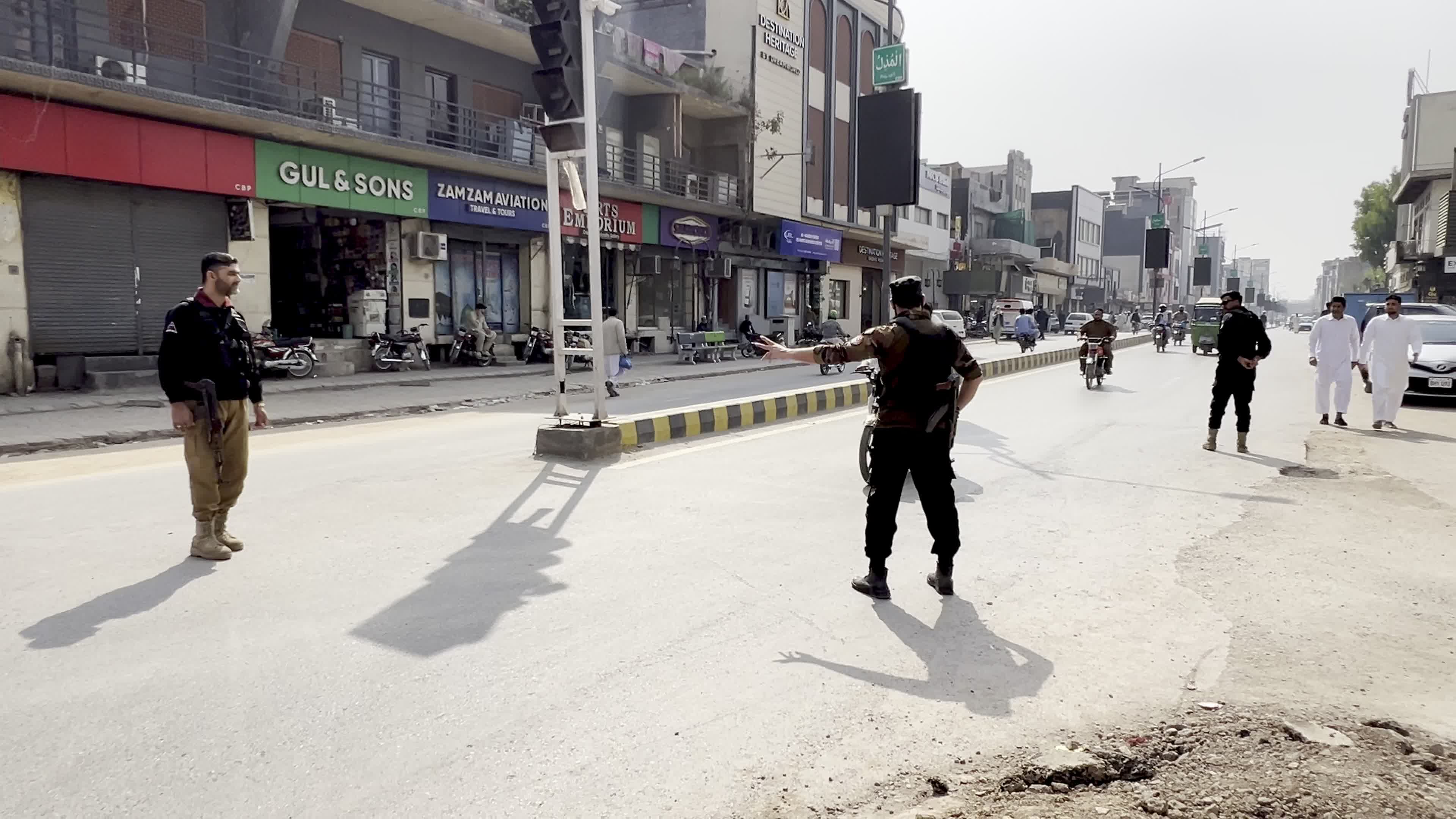 Security tightened in KPK following escalation of Afghanistan-Pakistan cross-border conflict