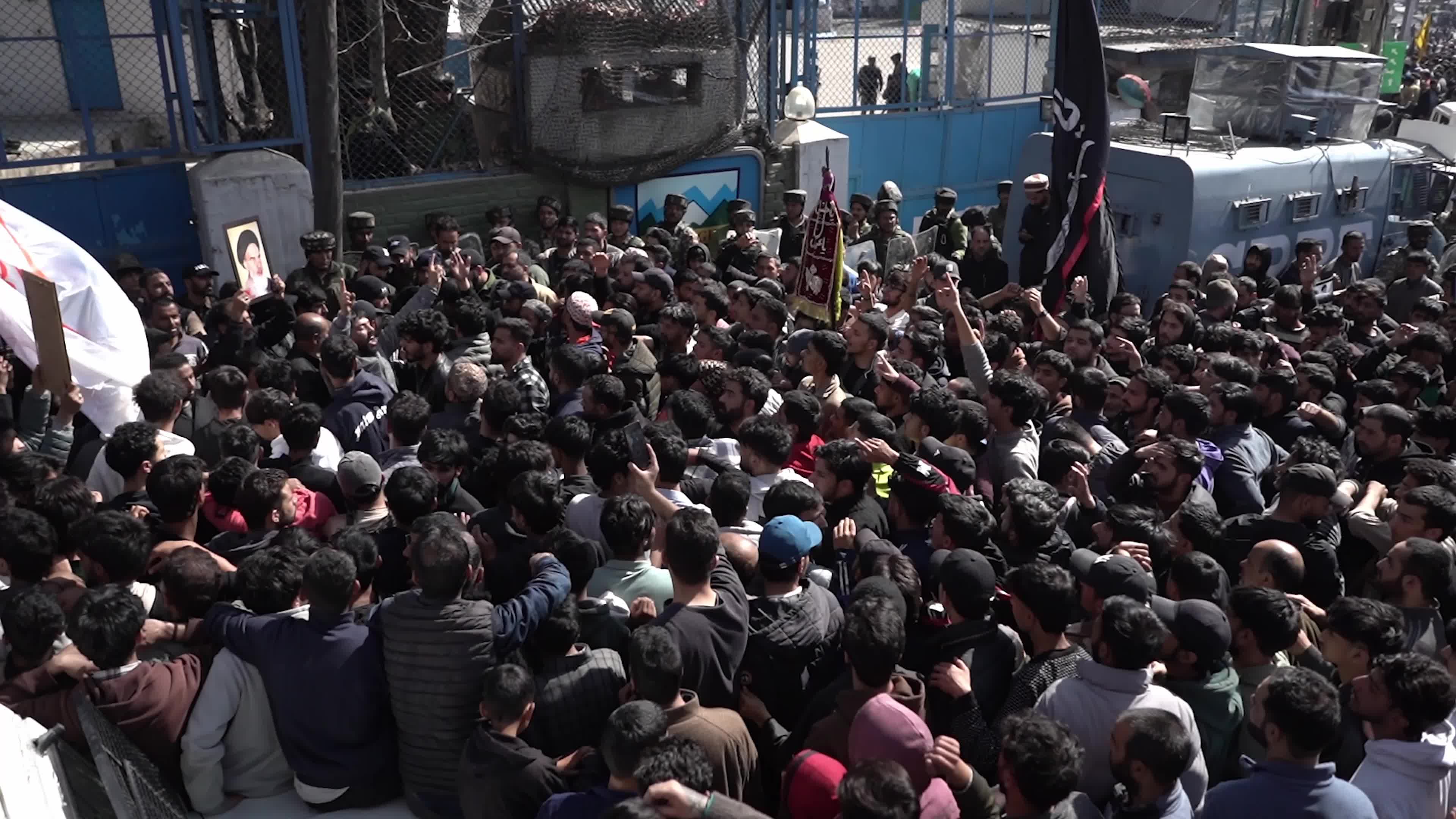 Kashmiri Muslims Protest The Killing Of Iran's Supreme Leader
