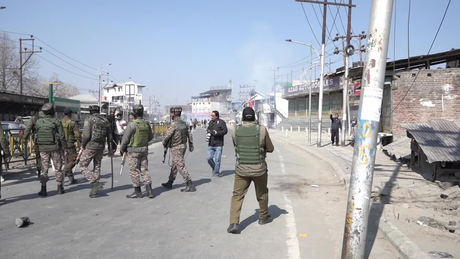 Restrictions, Clashes In Kashmir Following The Killing Of Iran's Supreme Leader