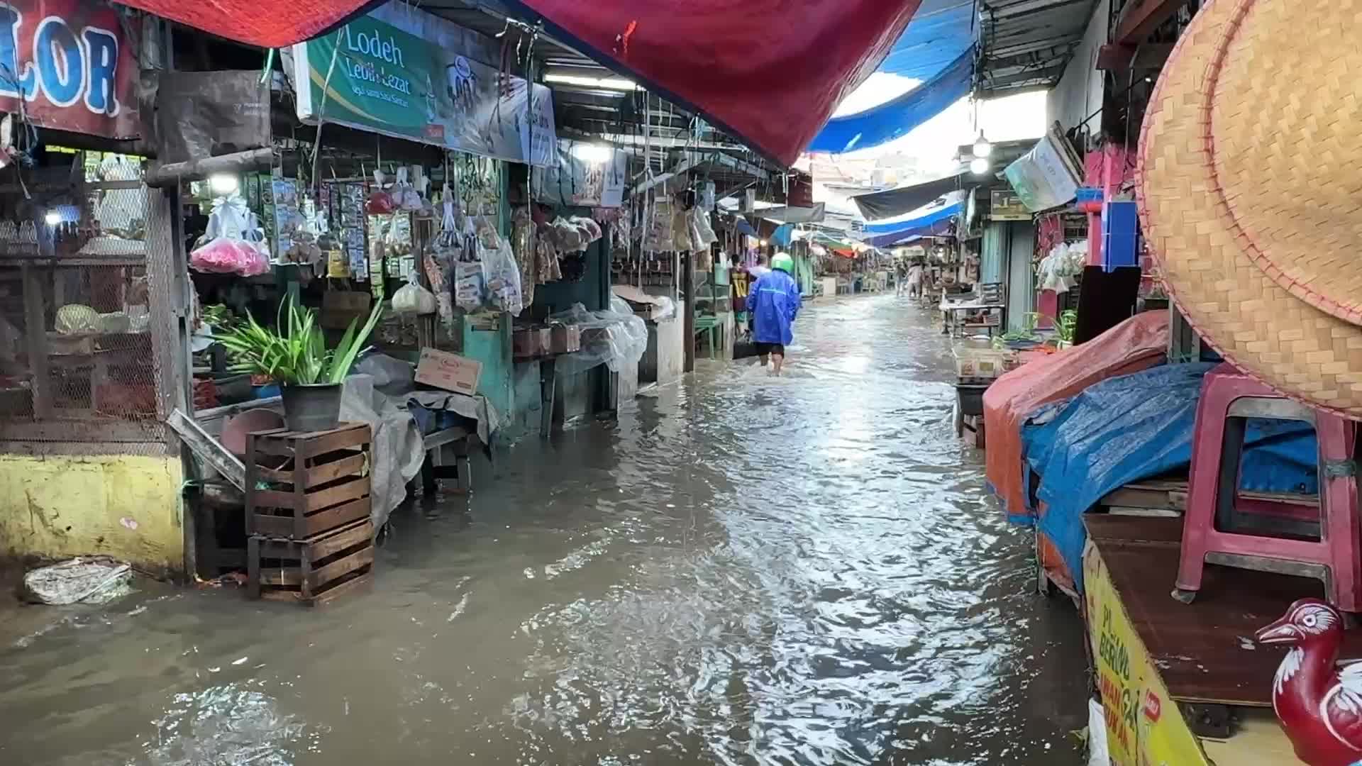 Flood hit South Tangerang, Indonesia