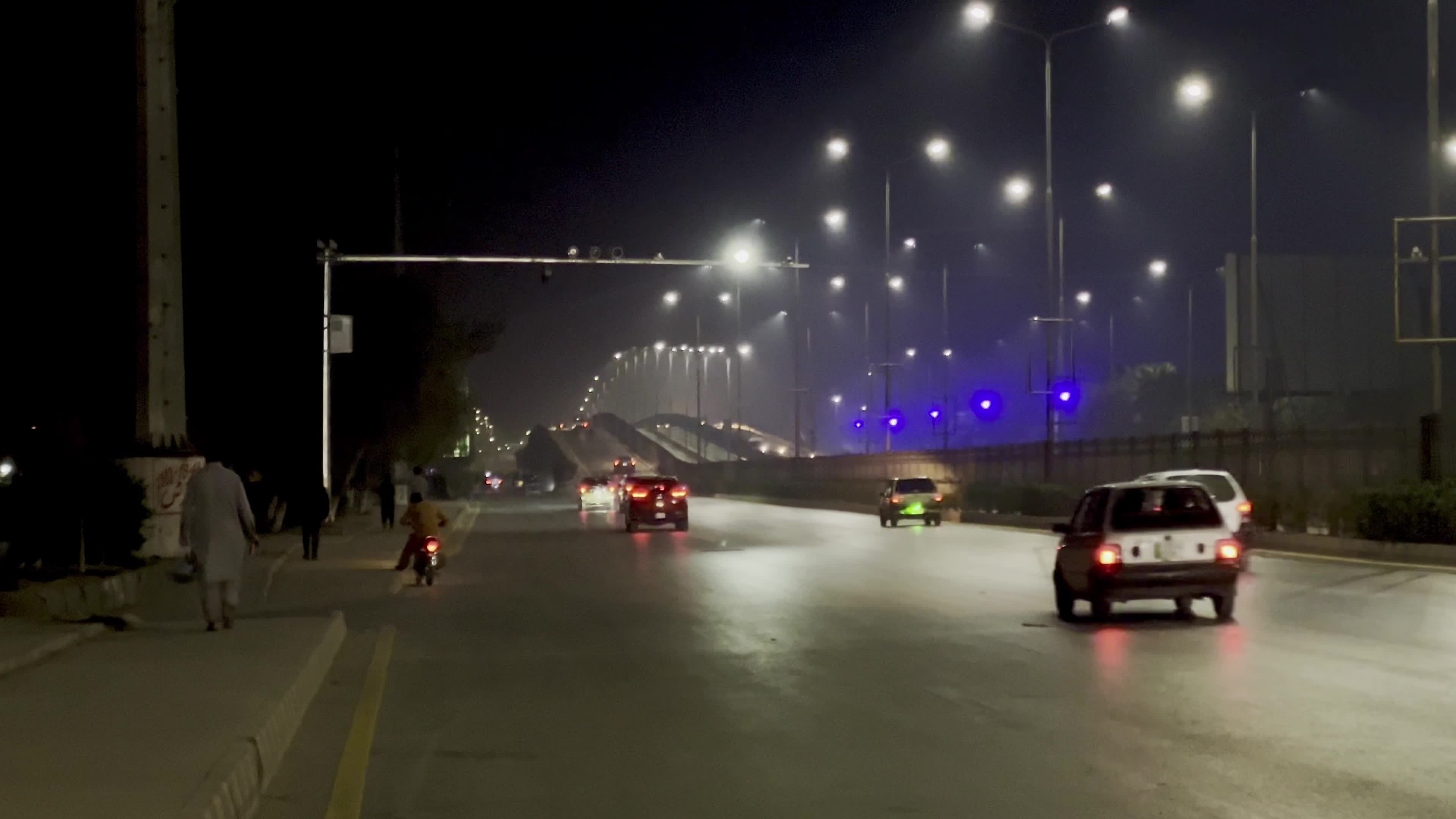 Pakistan: ‘Safe City’ surveillance cameras go live in Peshawar