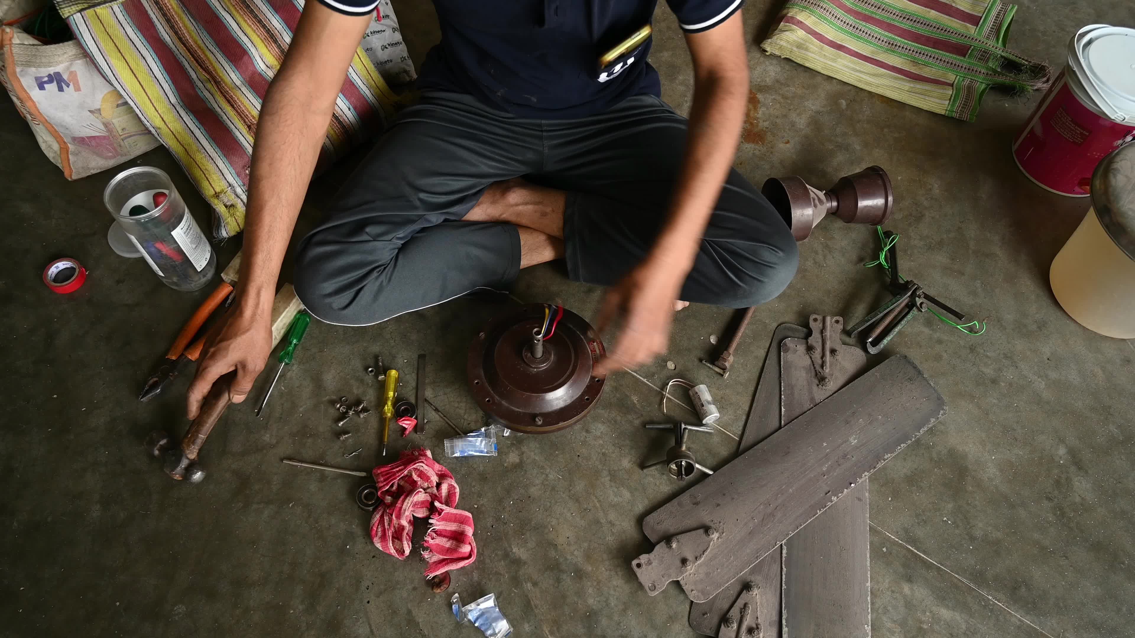 Electricians In India - Indian Economy