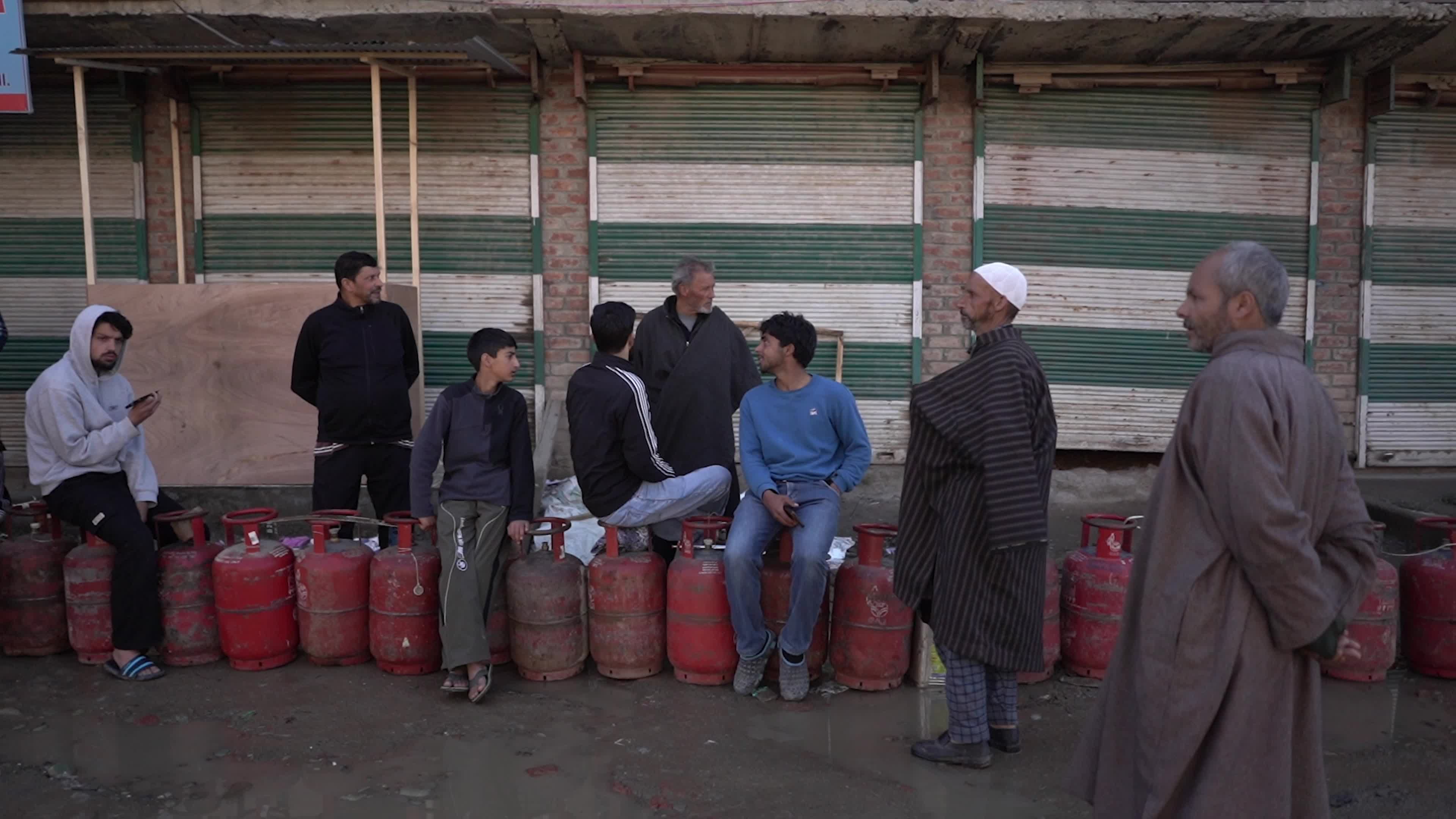 LPG Crisis In Kashmir