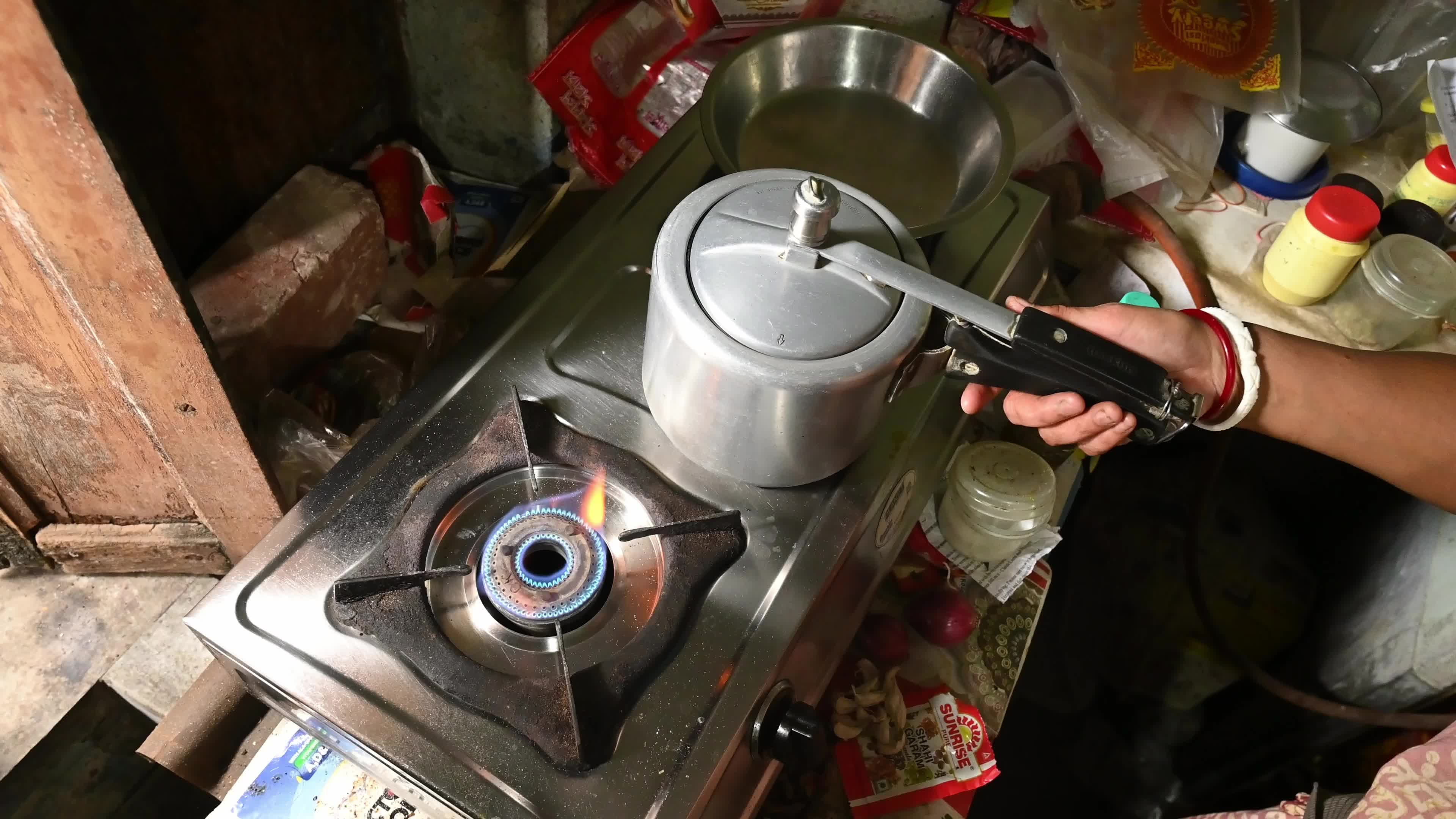 India LPG Cylinder Shortage