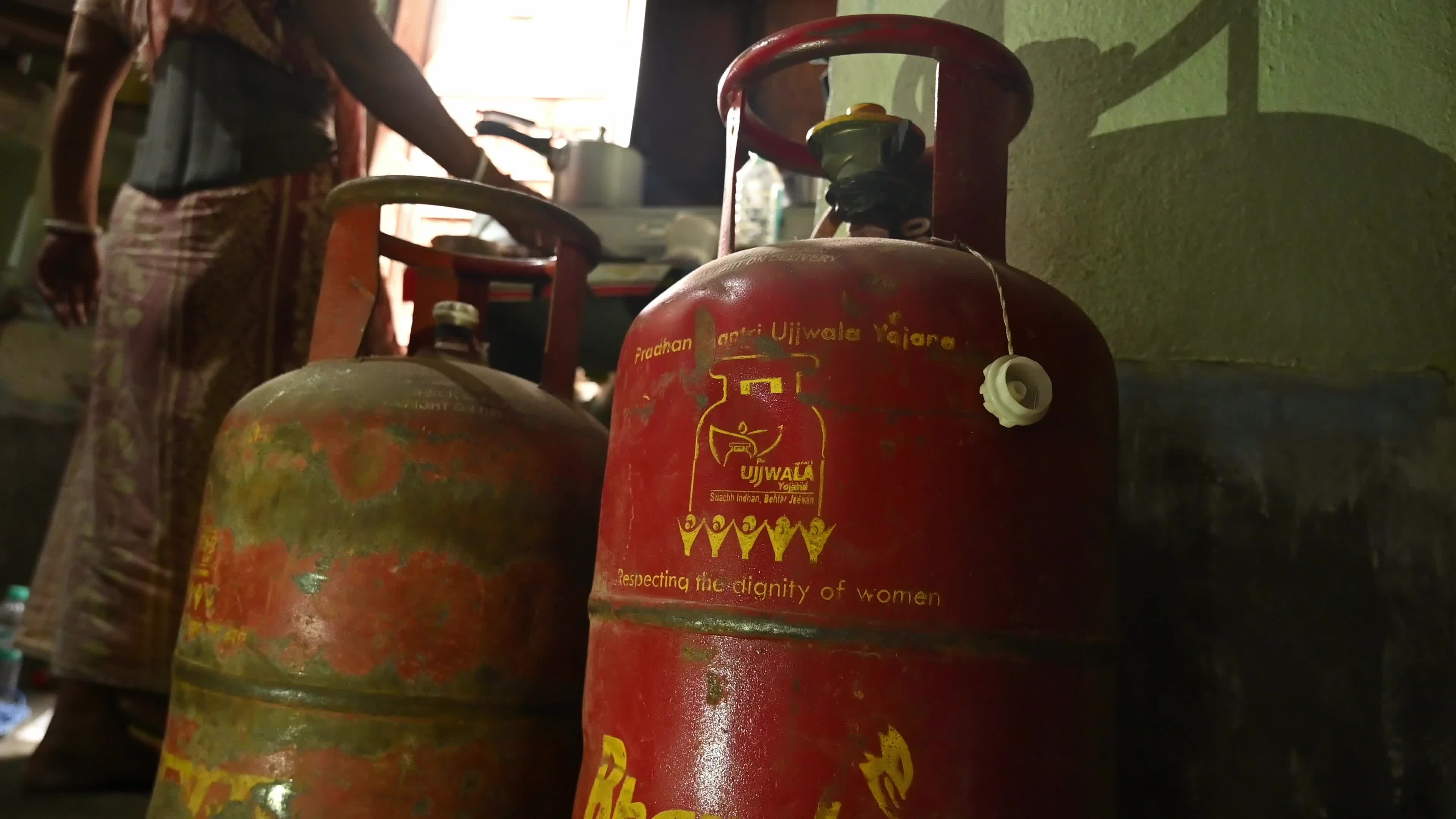 India LPG Cylinder Shortage