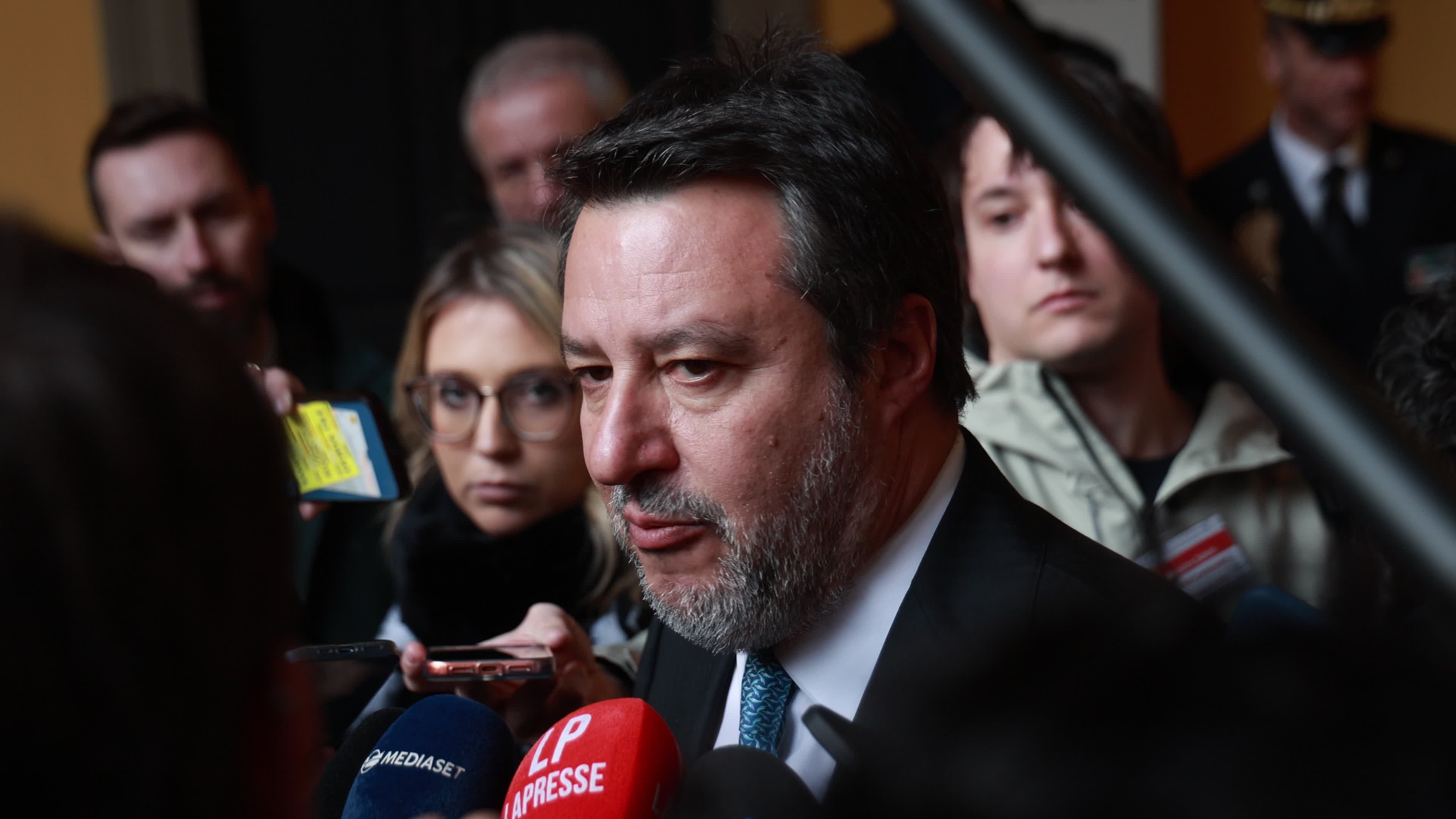 The meeting between Matteo Salvini and oil companies to discuss the issue of high gasoline and fuel prices at the Prefecture in Milan