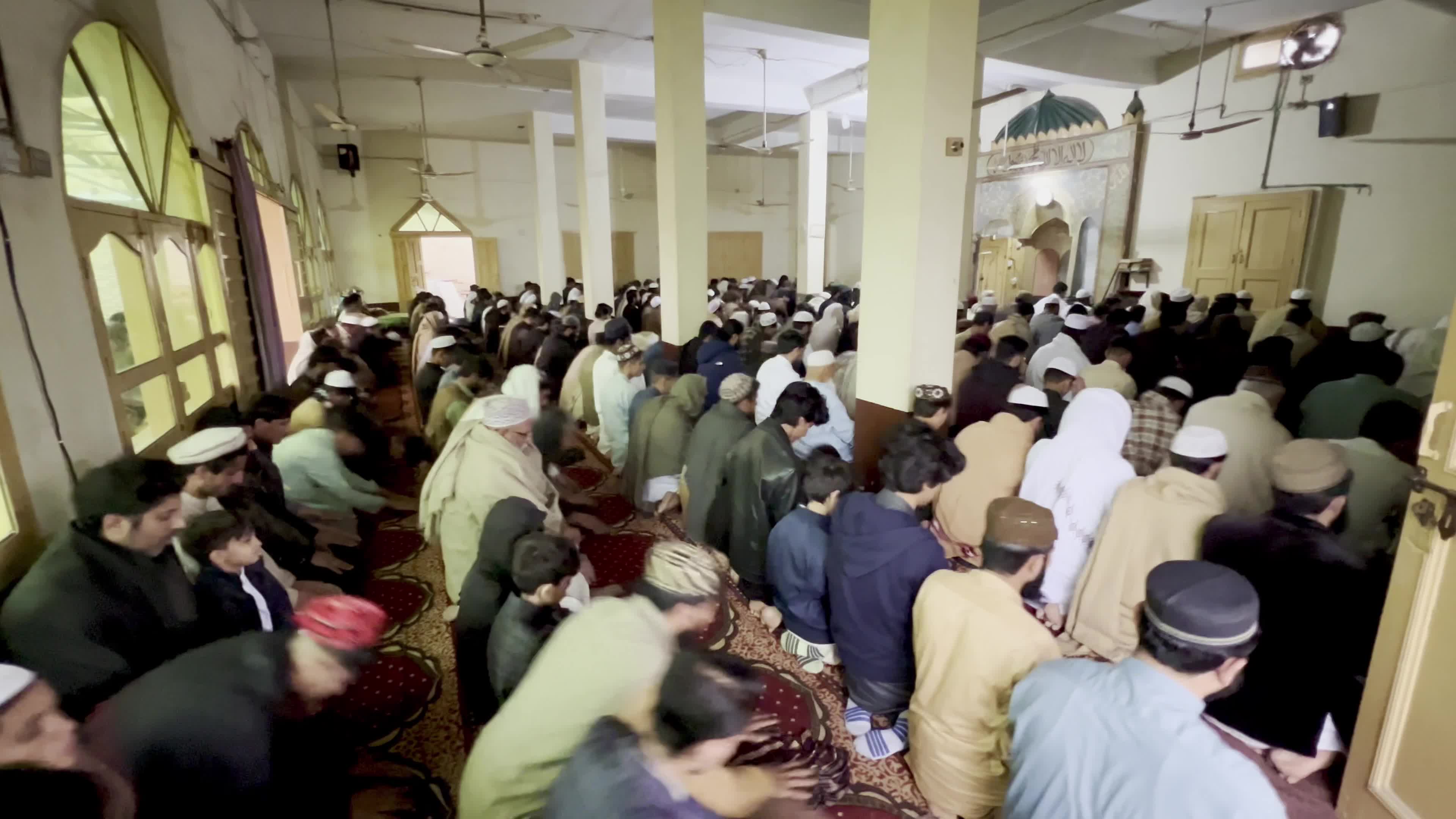 Afghans in Peshawar mark Eid al-Fitr following Afghanistan announcement