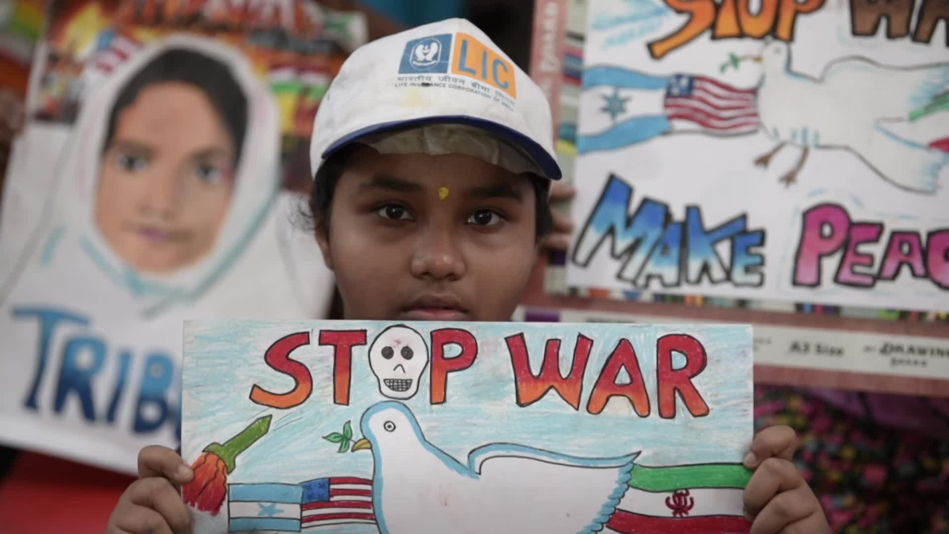 Peace Slogans Displayed In Mumbai