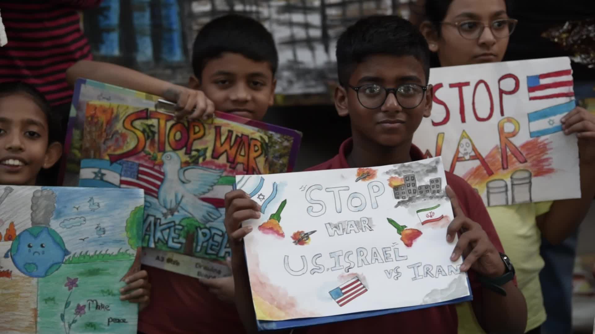 Peace Slogans Displayed In Mumbai