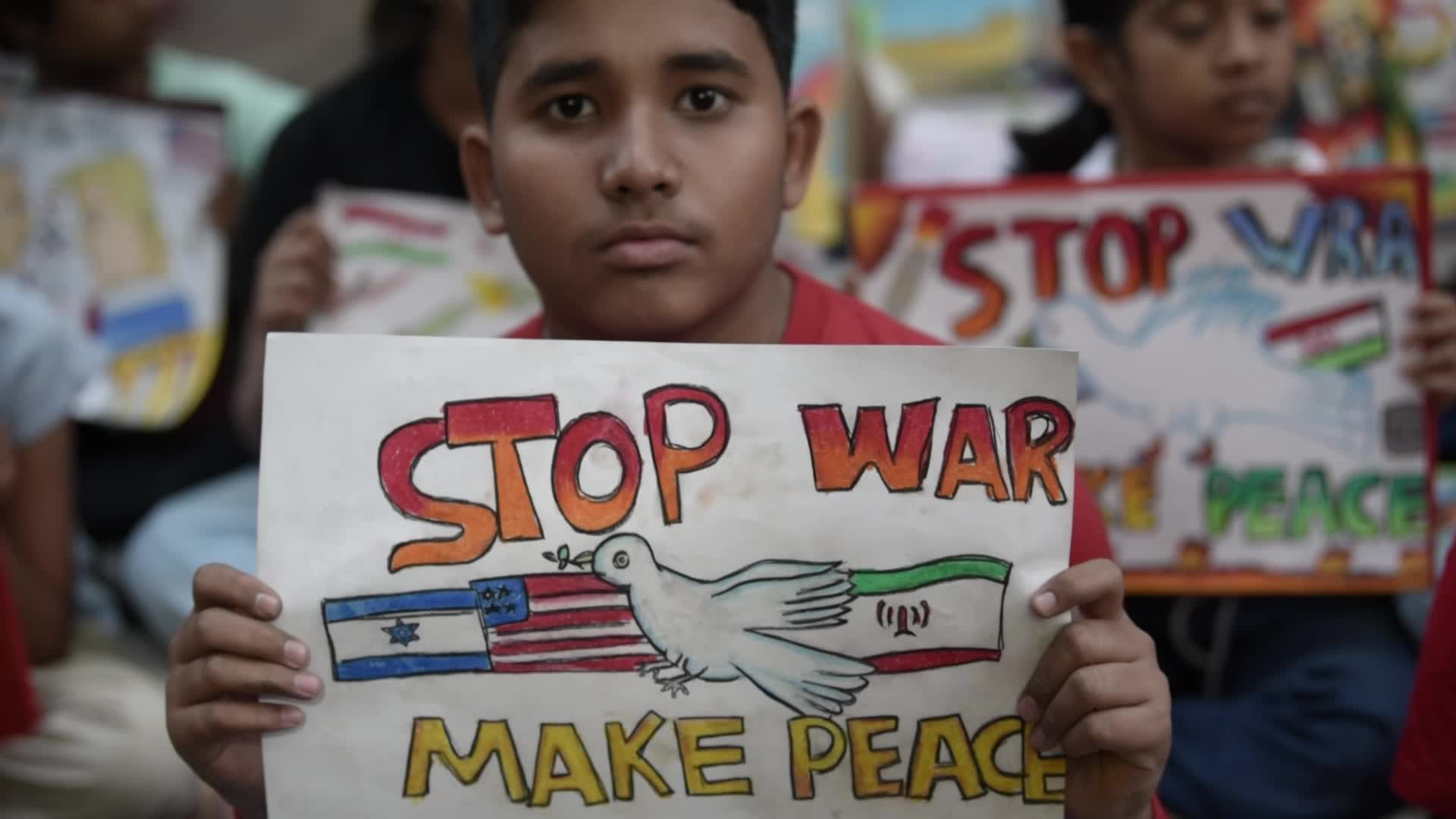 Peace Slogans Displayed In Mumbai