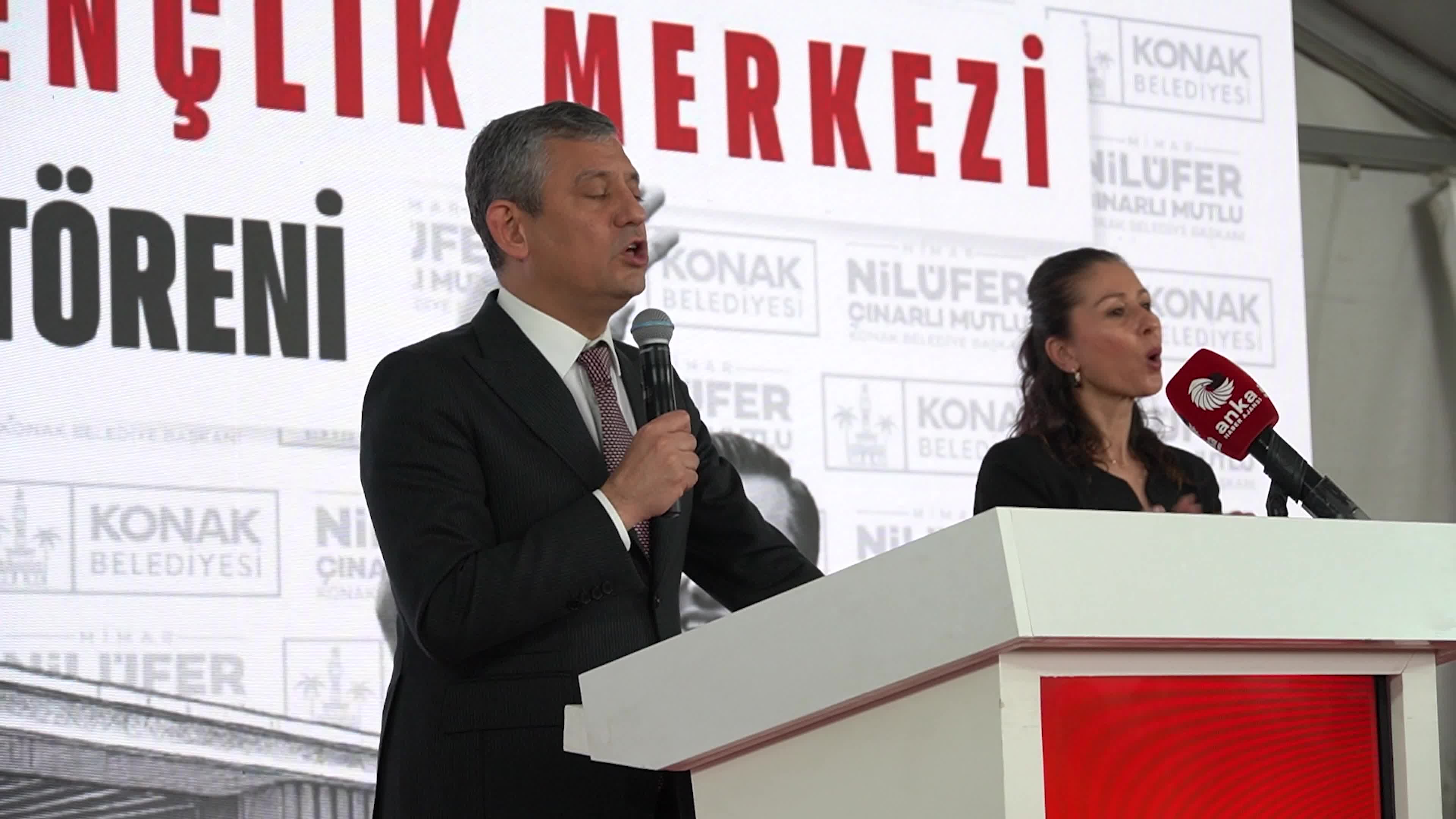 Özgür Özel inaugurates the cultural center named after the late Ferdi Zeyrek