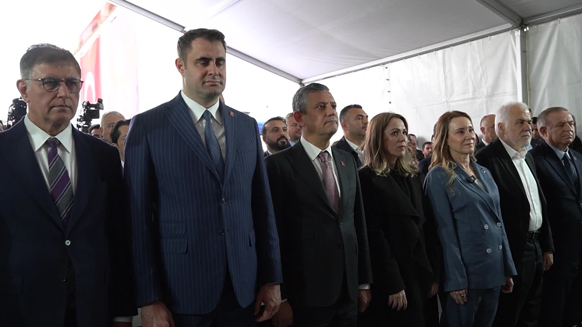 Özgür Özel inaugurates the cultural center named after the late Ferdi Zeyrek - 04/03/2026