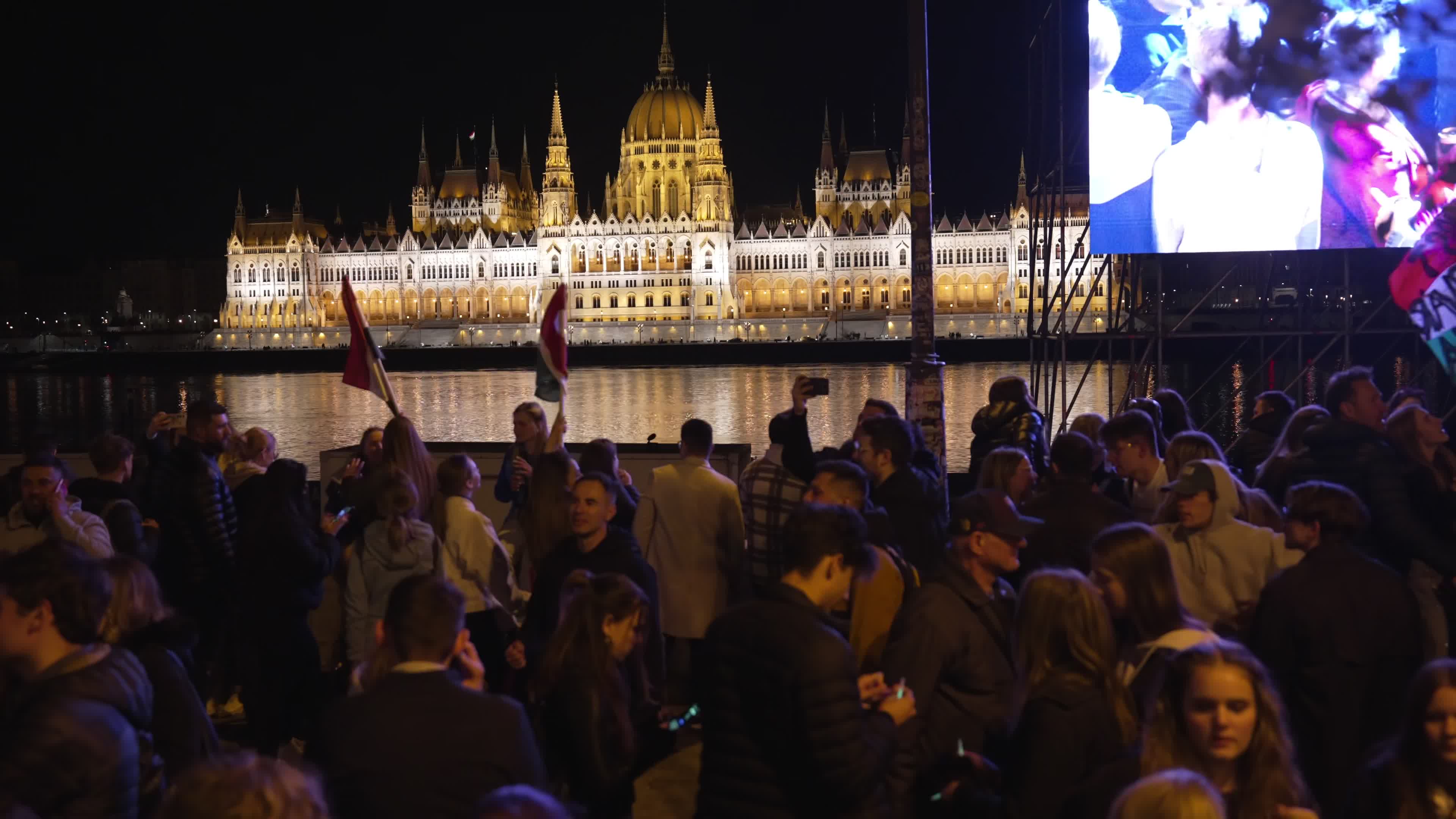 Parties break out in Budapest streets after opposition win