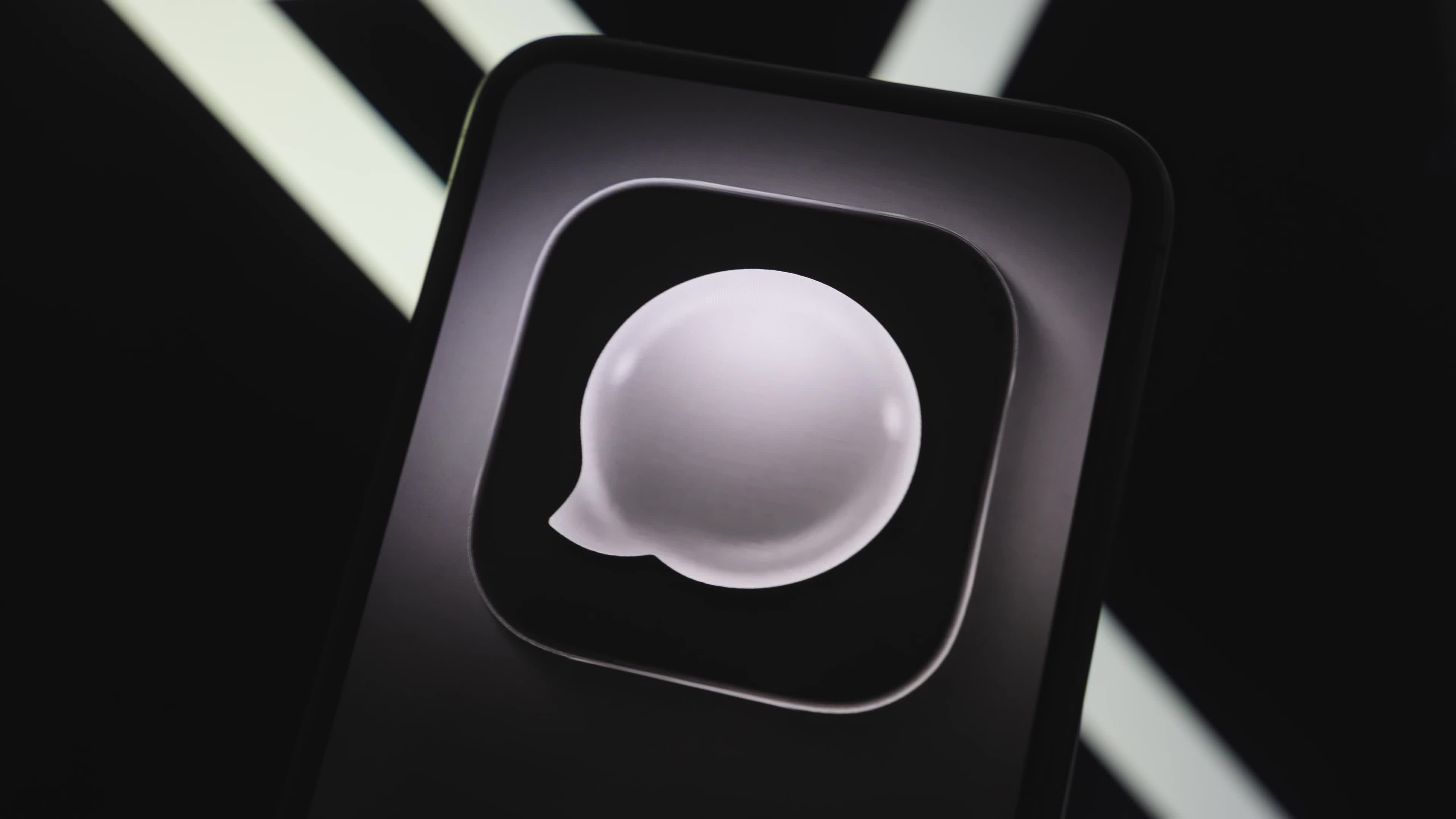 Launch of the XChat messaging app