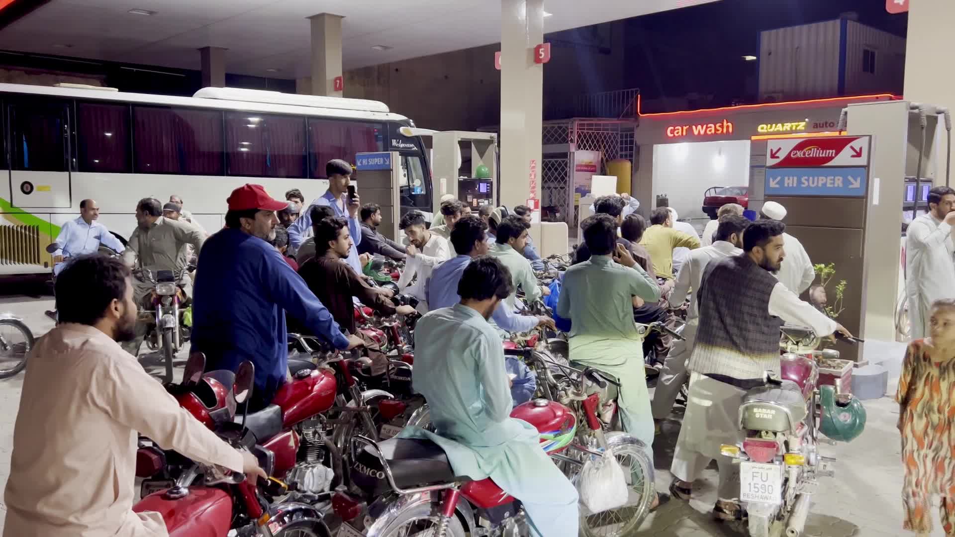 Il governo aumenta i prezzi del gas in mezzo al conflitto tra Stati Uniti e Iran in Pakistan - 30/04/2026
