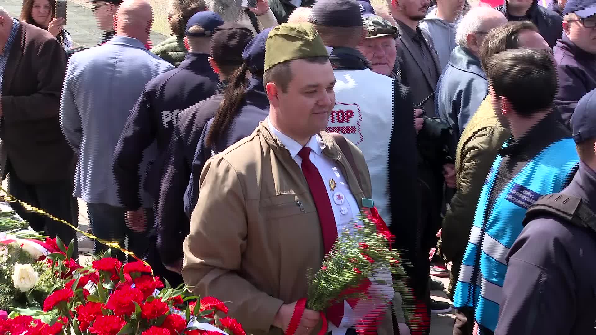 Poland: Victory Day protest