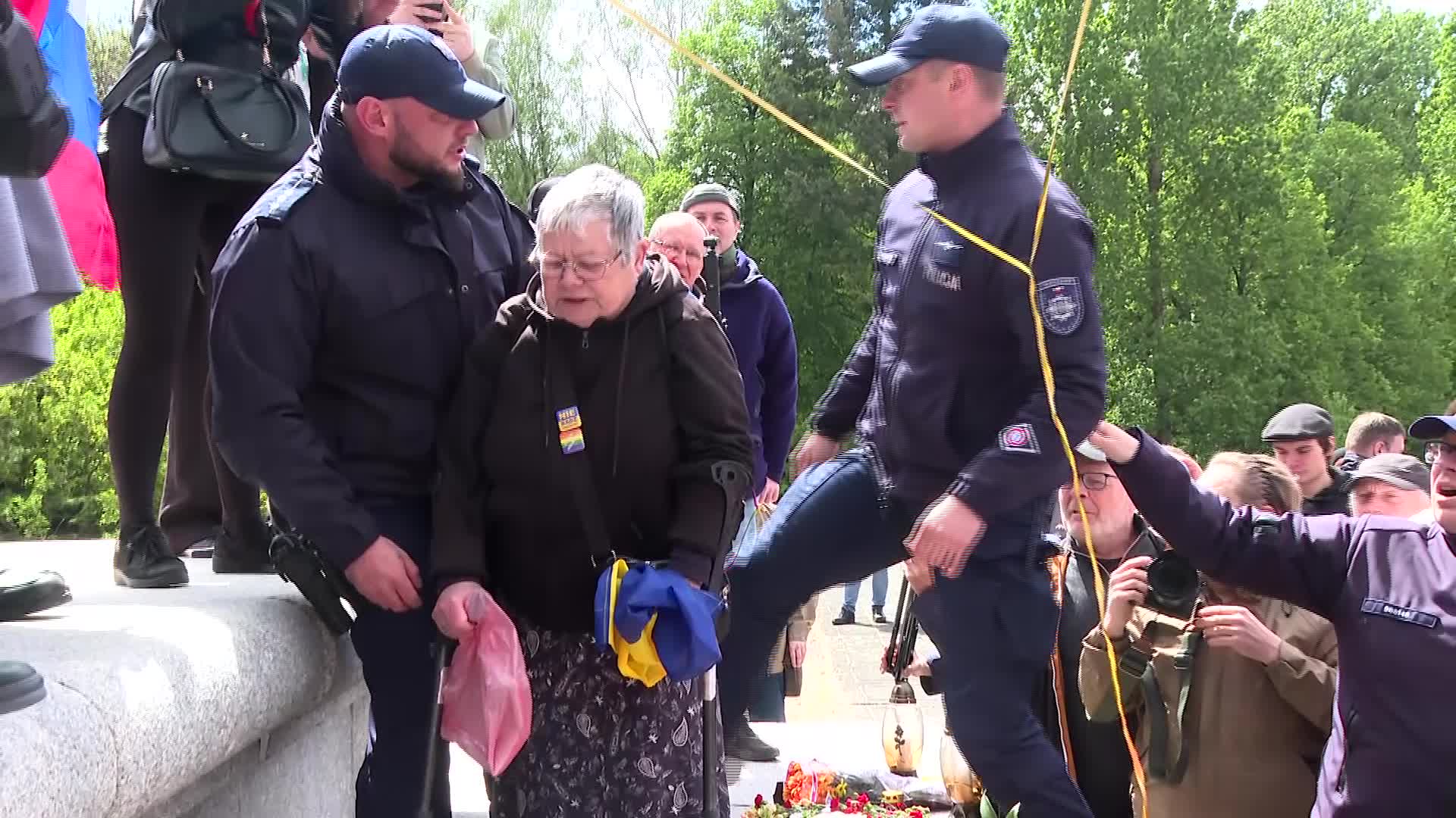 Poland: Victory Day protest