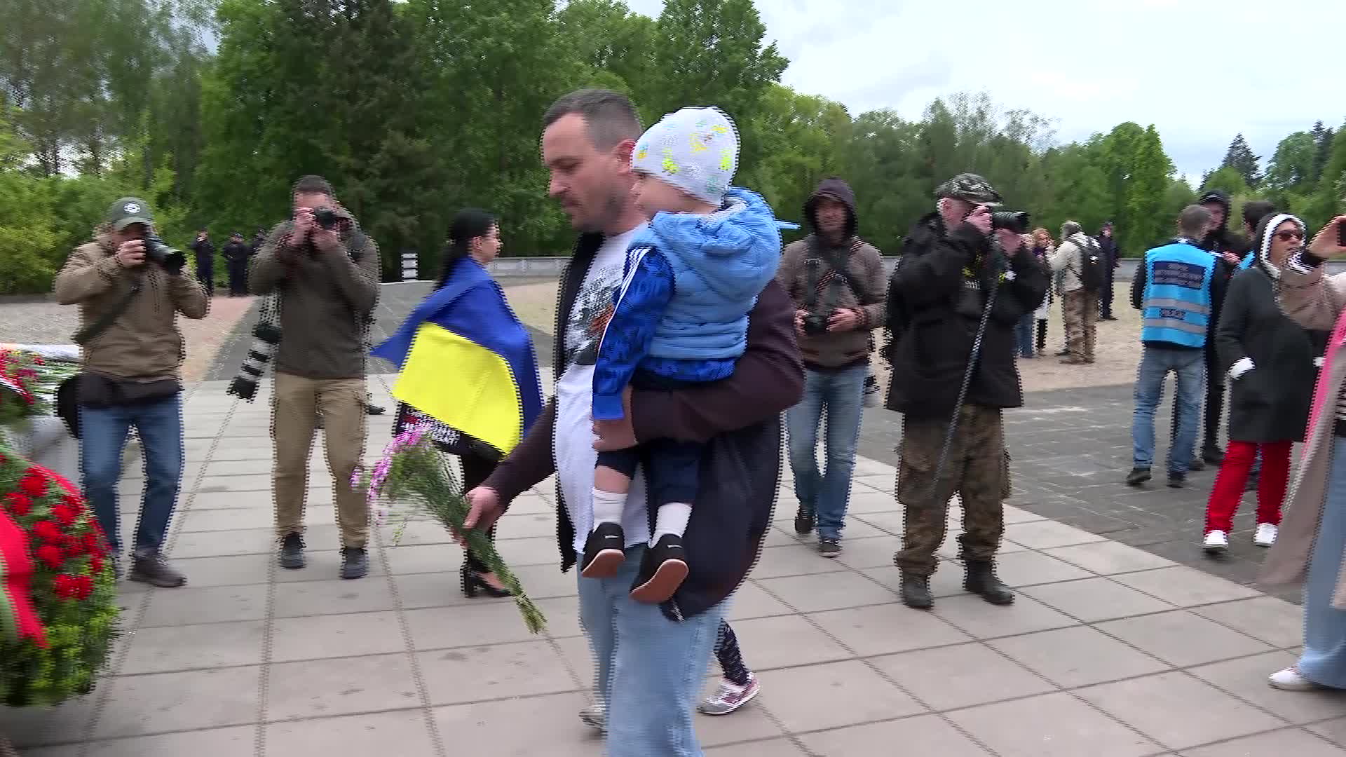 Poland: Victory Day protest