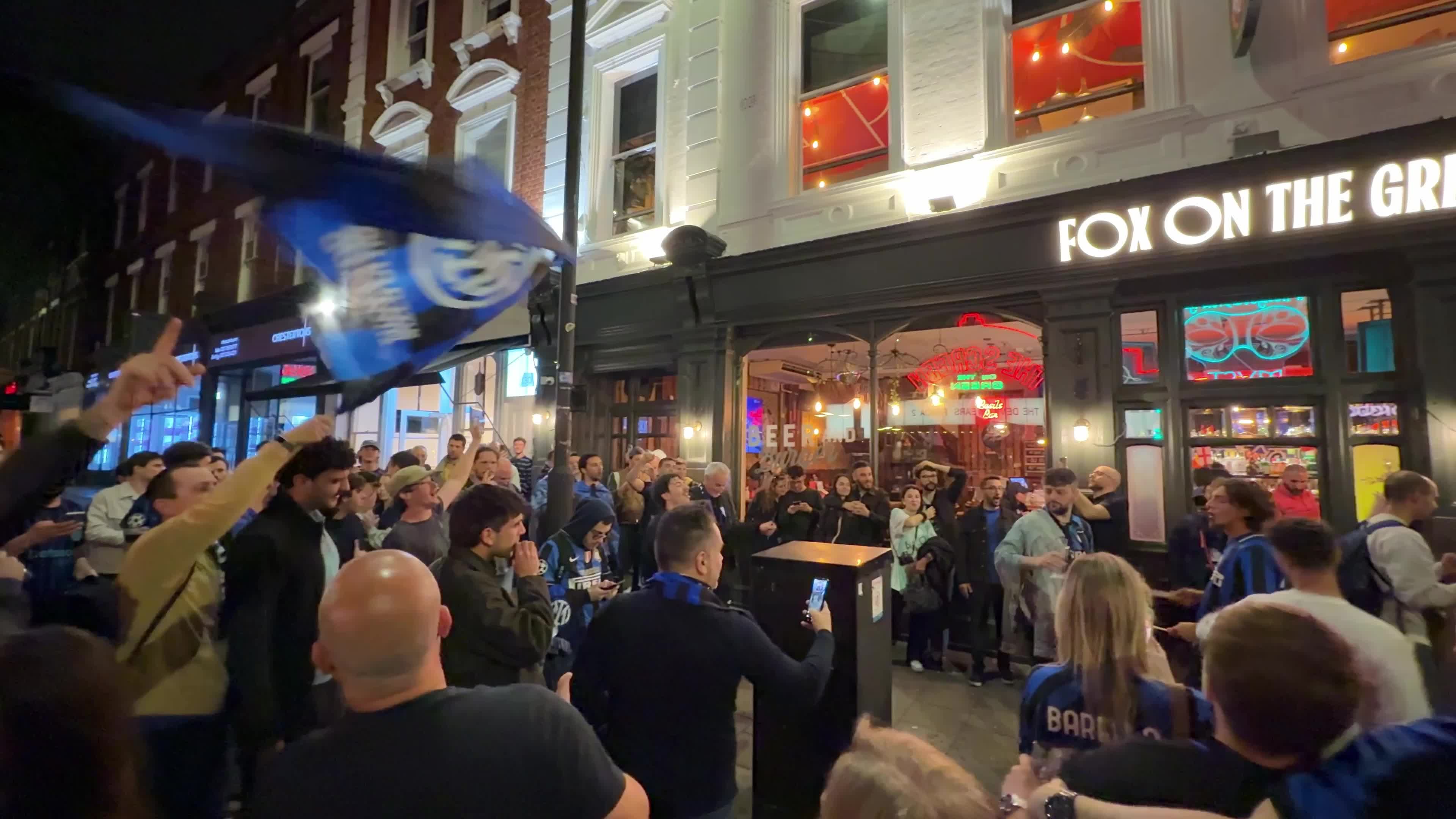 Inter Milan Fans Celebrate in London