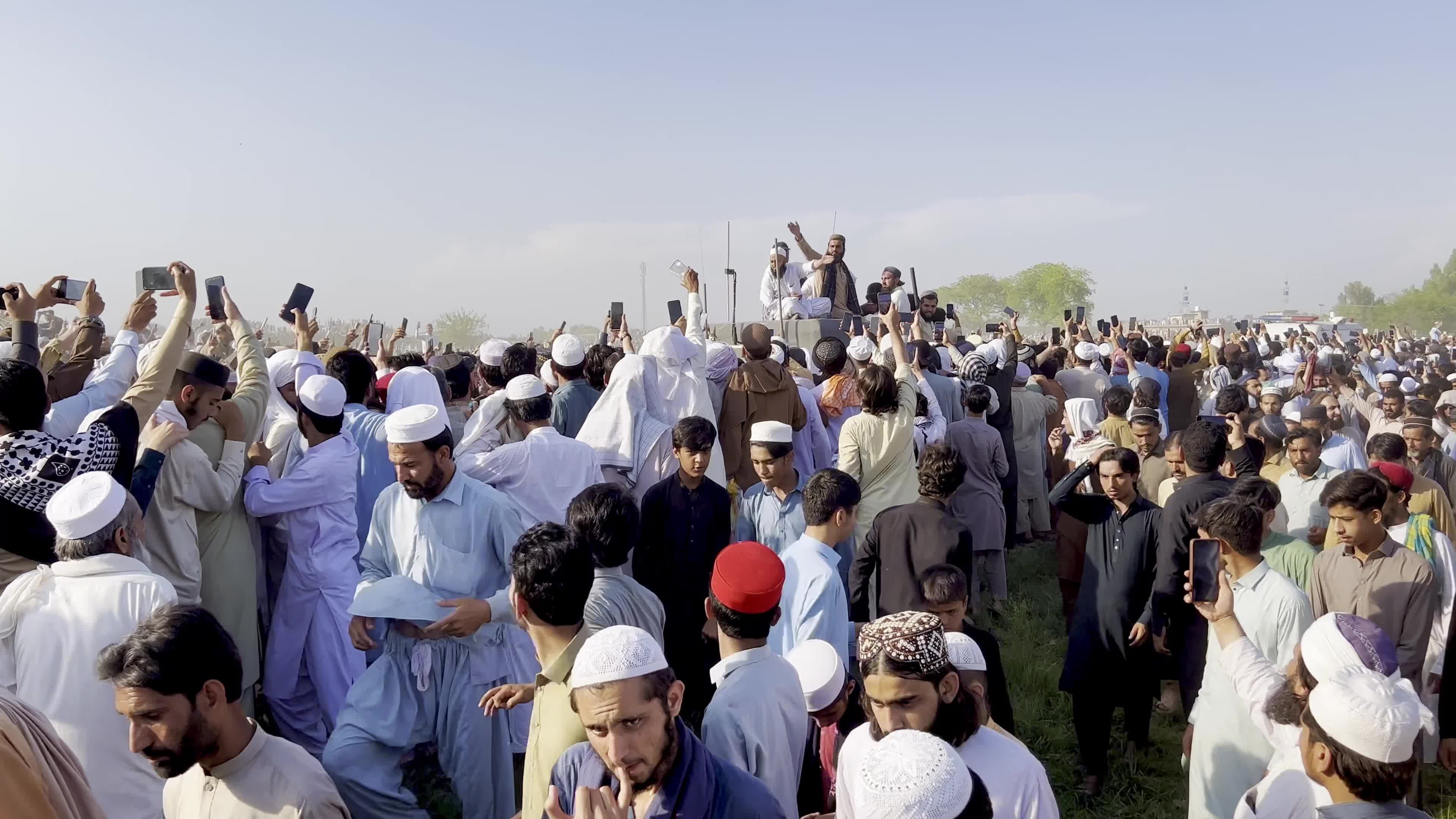 Pakistan Cleric Maulana Muhammad Idrees Shot Dead, Massive Crowds Attend Funeral
