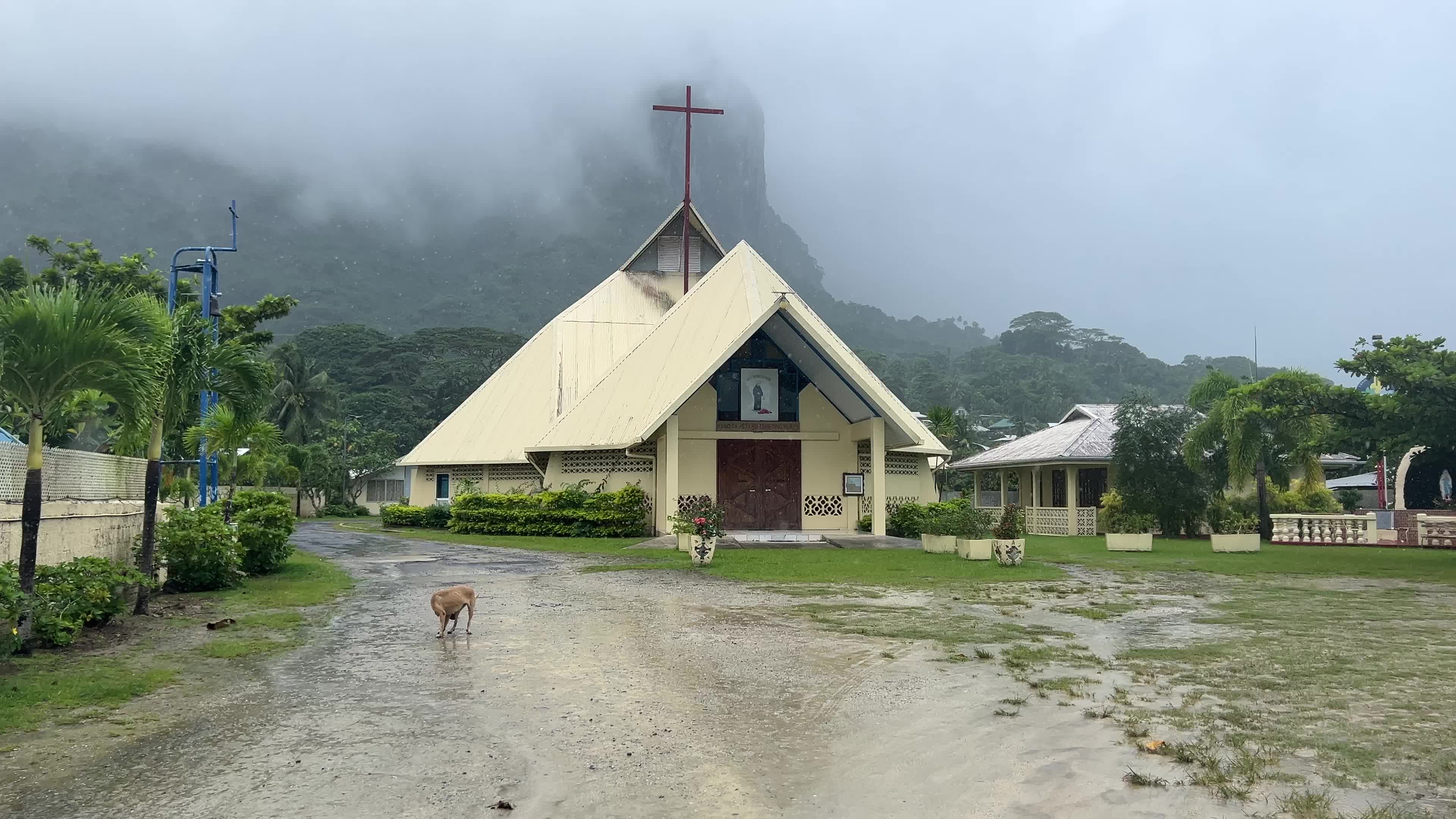 Heavy rain in Bora Bora