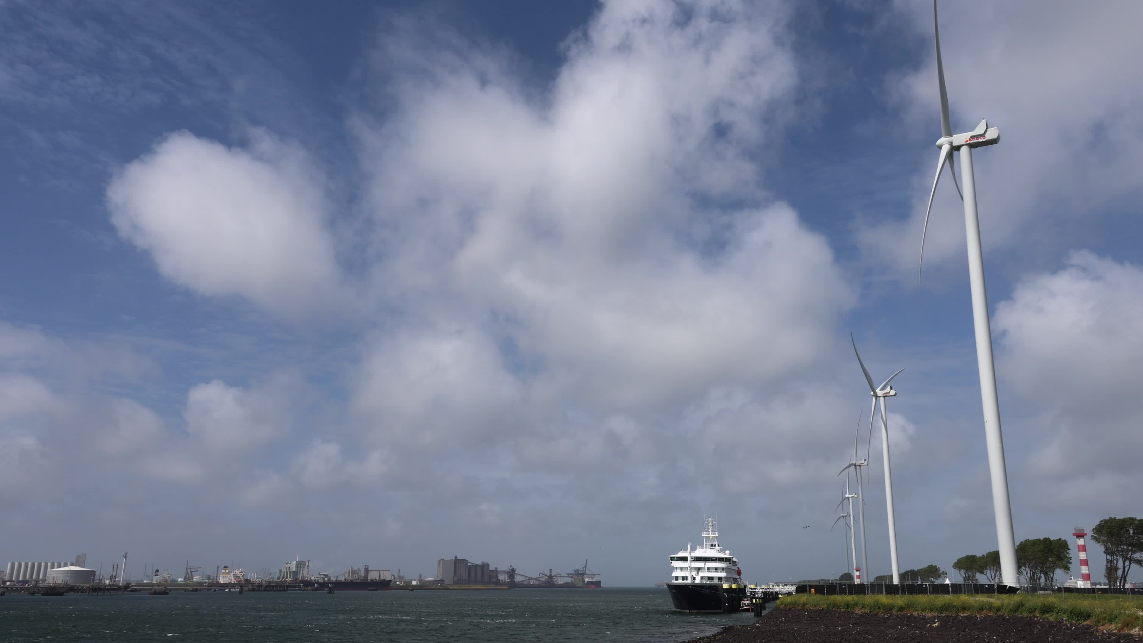 MV Hondius Cruise Ship In Quarantine In The Netherlands after hit by Hantavirus