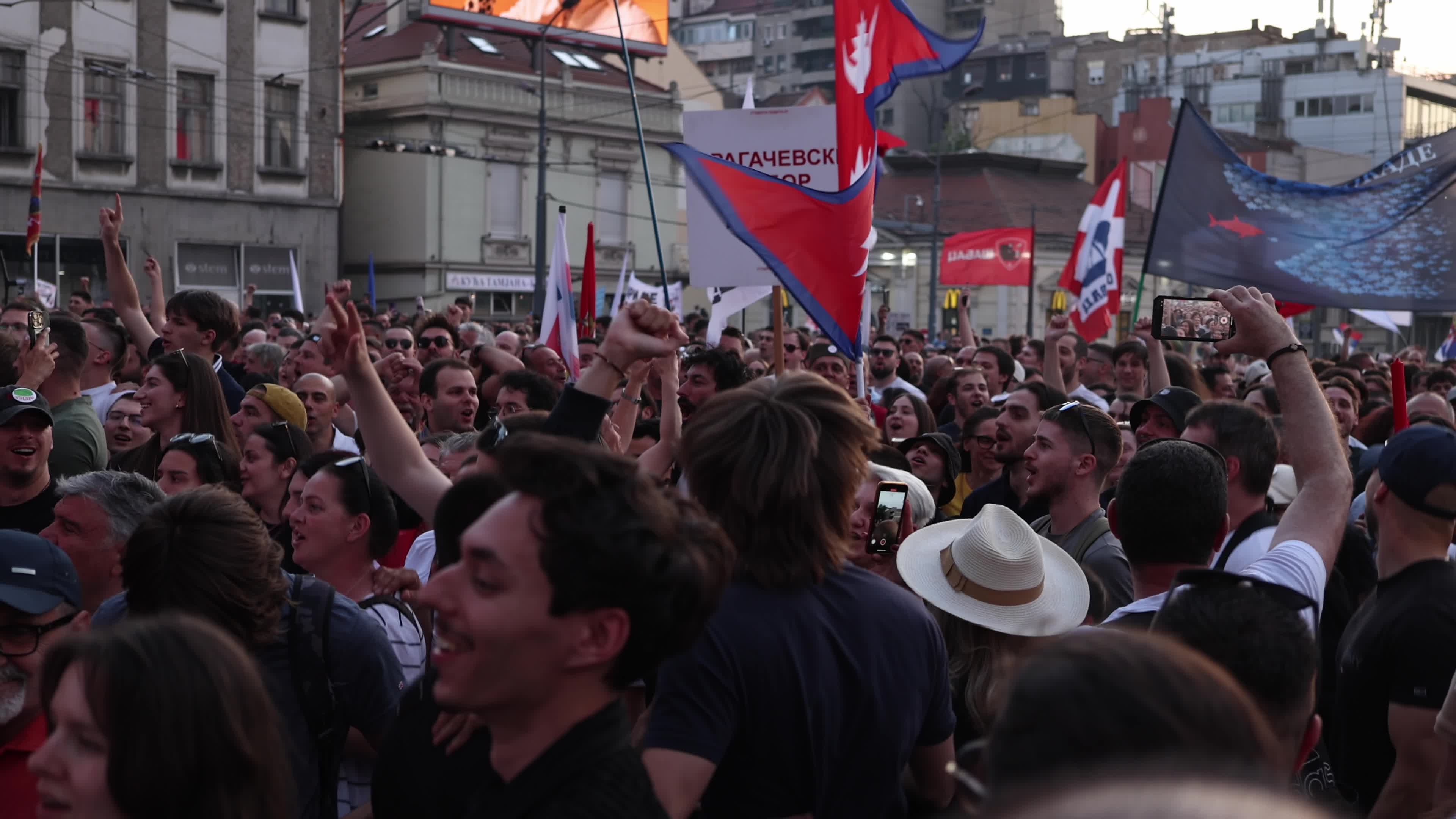 Protesta in Piazza Slavija, Belgrado