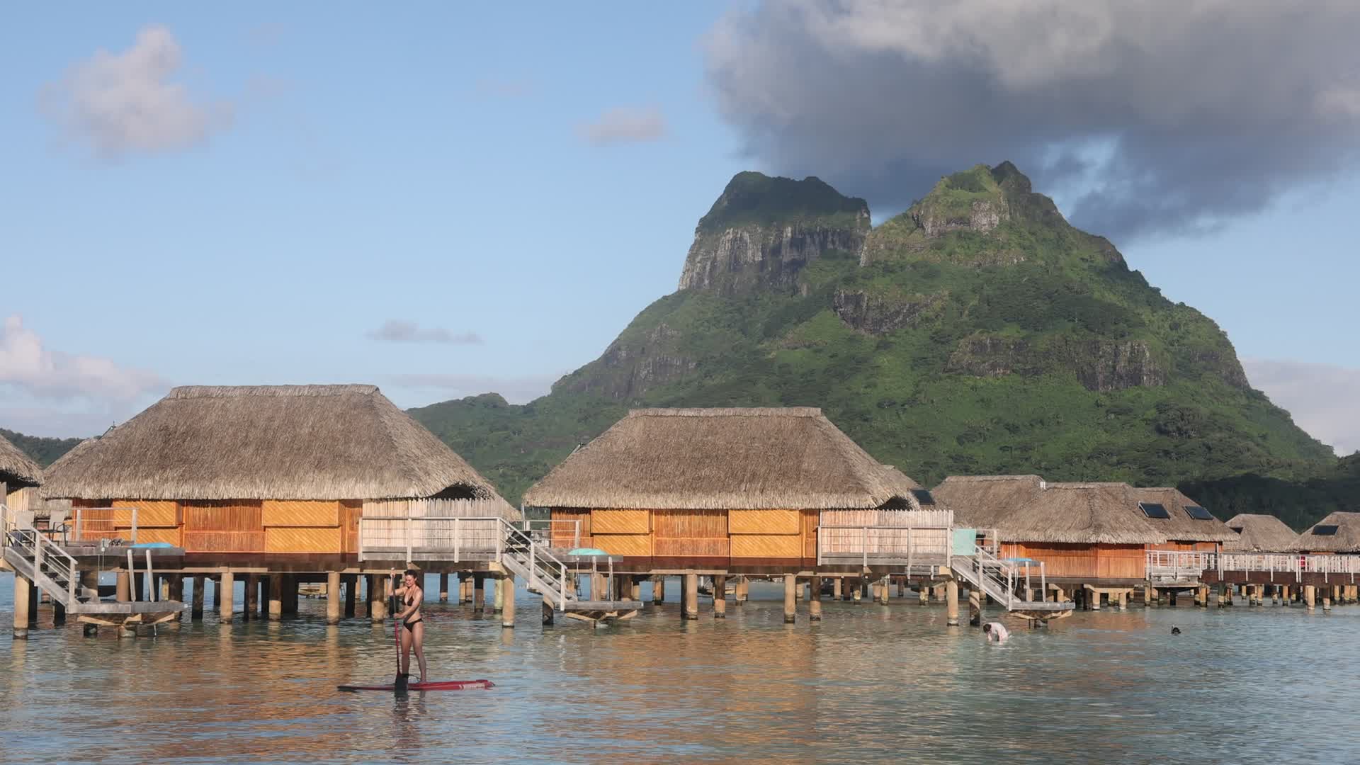 Daily life in Motu Tevairoa