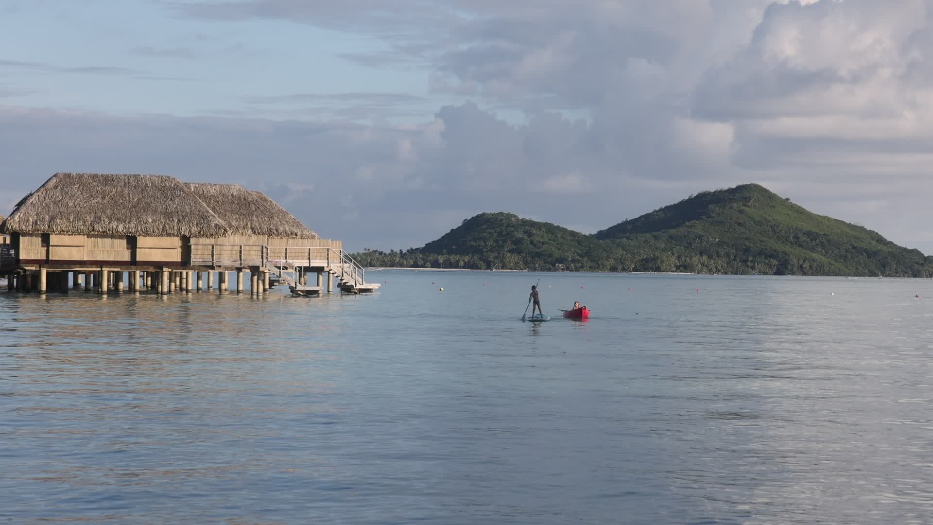 Daily life in Motu Tevairoa