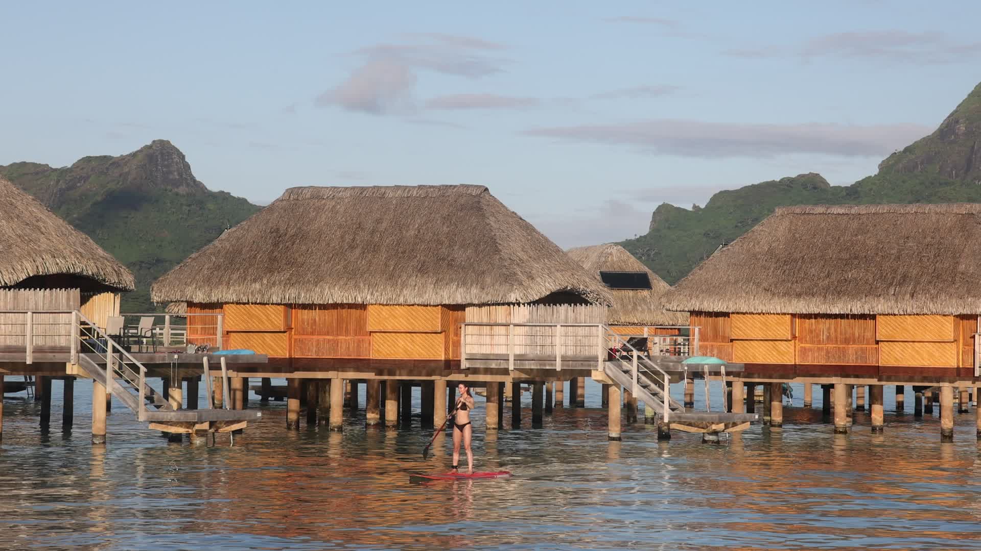 Daily life in Motu Tevairoa