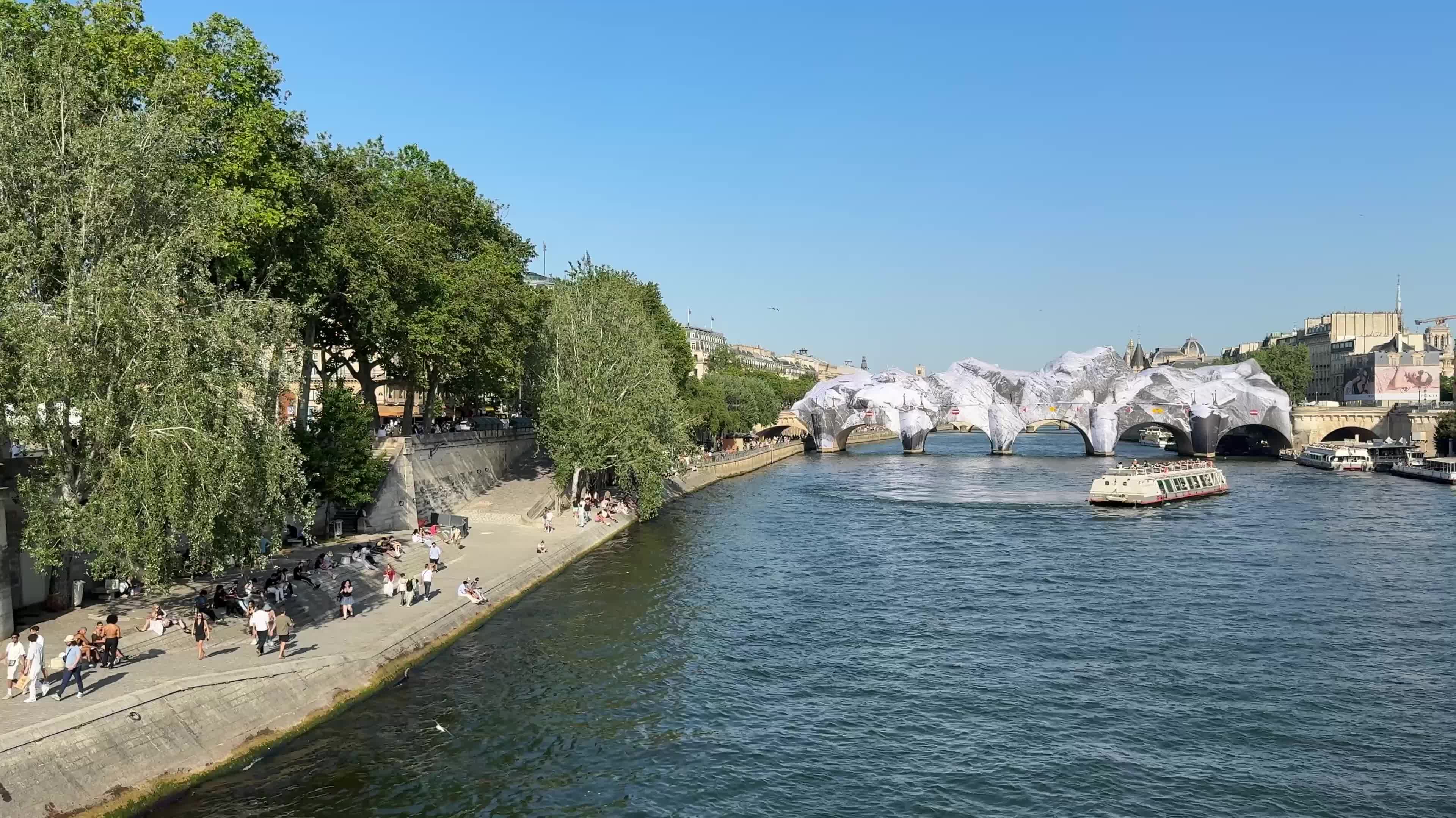 "La Caverne du Pont Neuf" in Paris