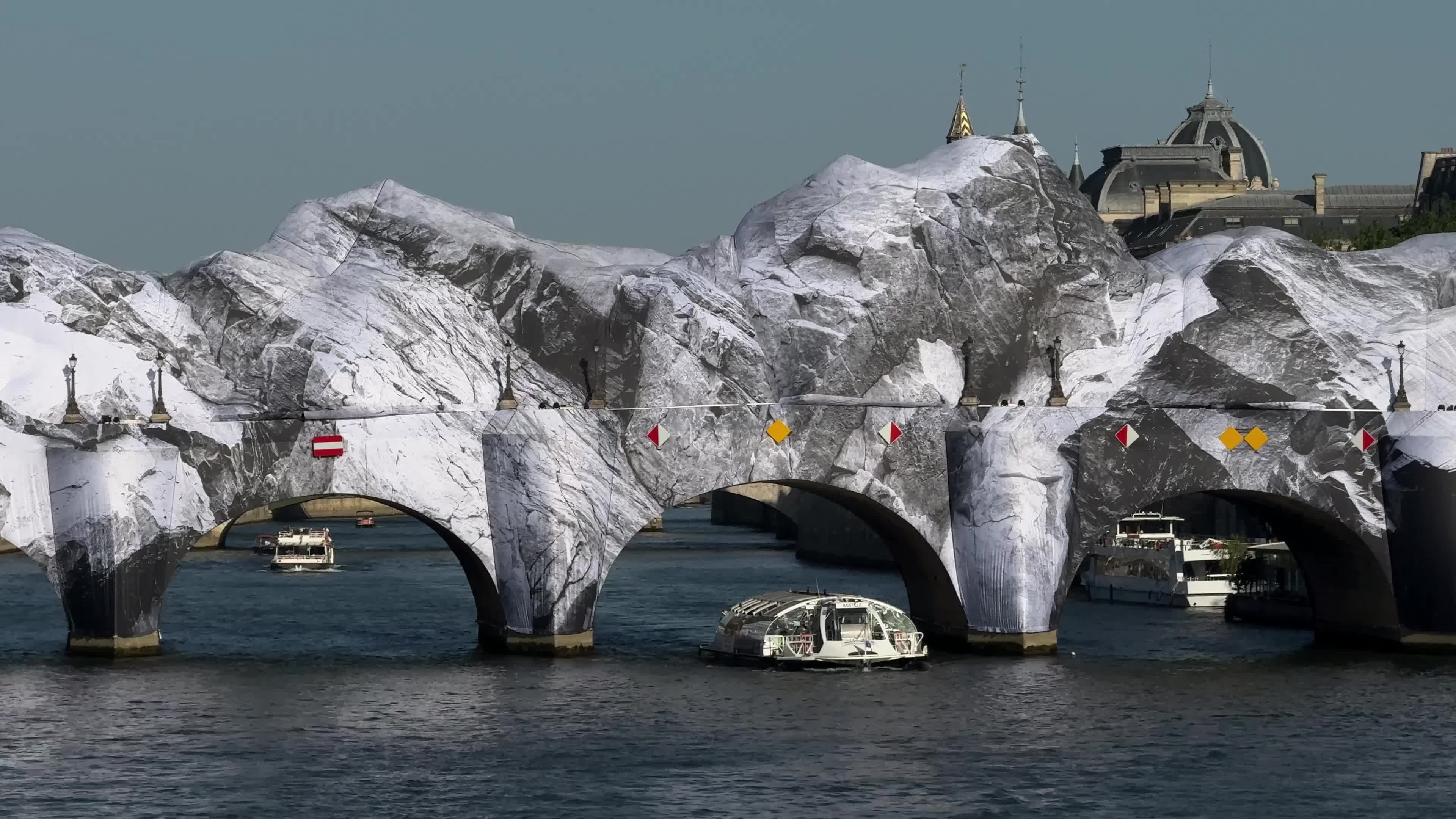 "La Caverne du Pont Neuf" in Paris