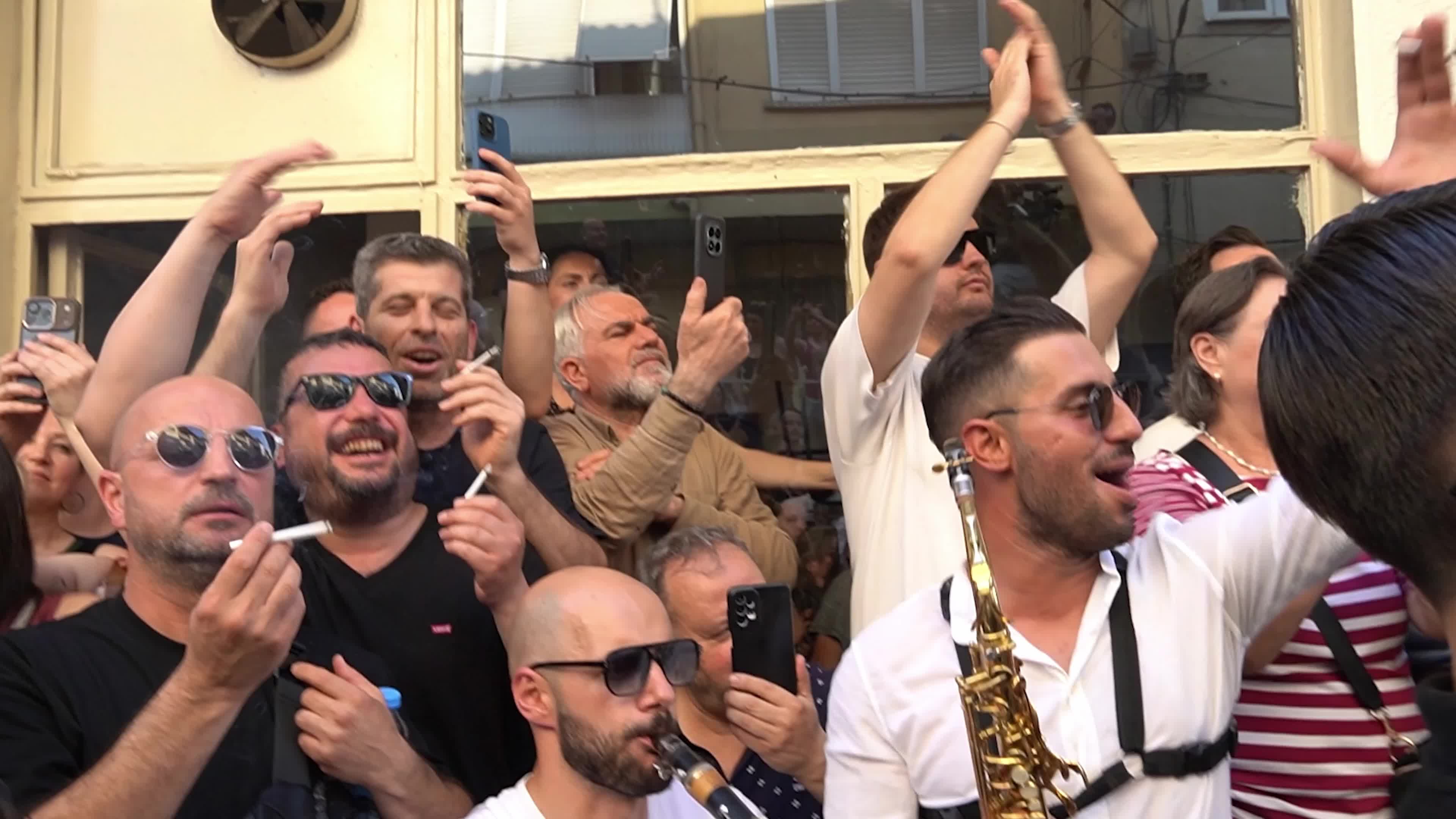 Balkan Immigrant Community Celebrates Eid al-Adha Eve with Traditional Street Music
